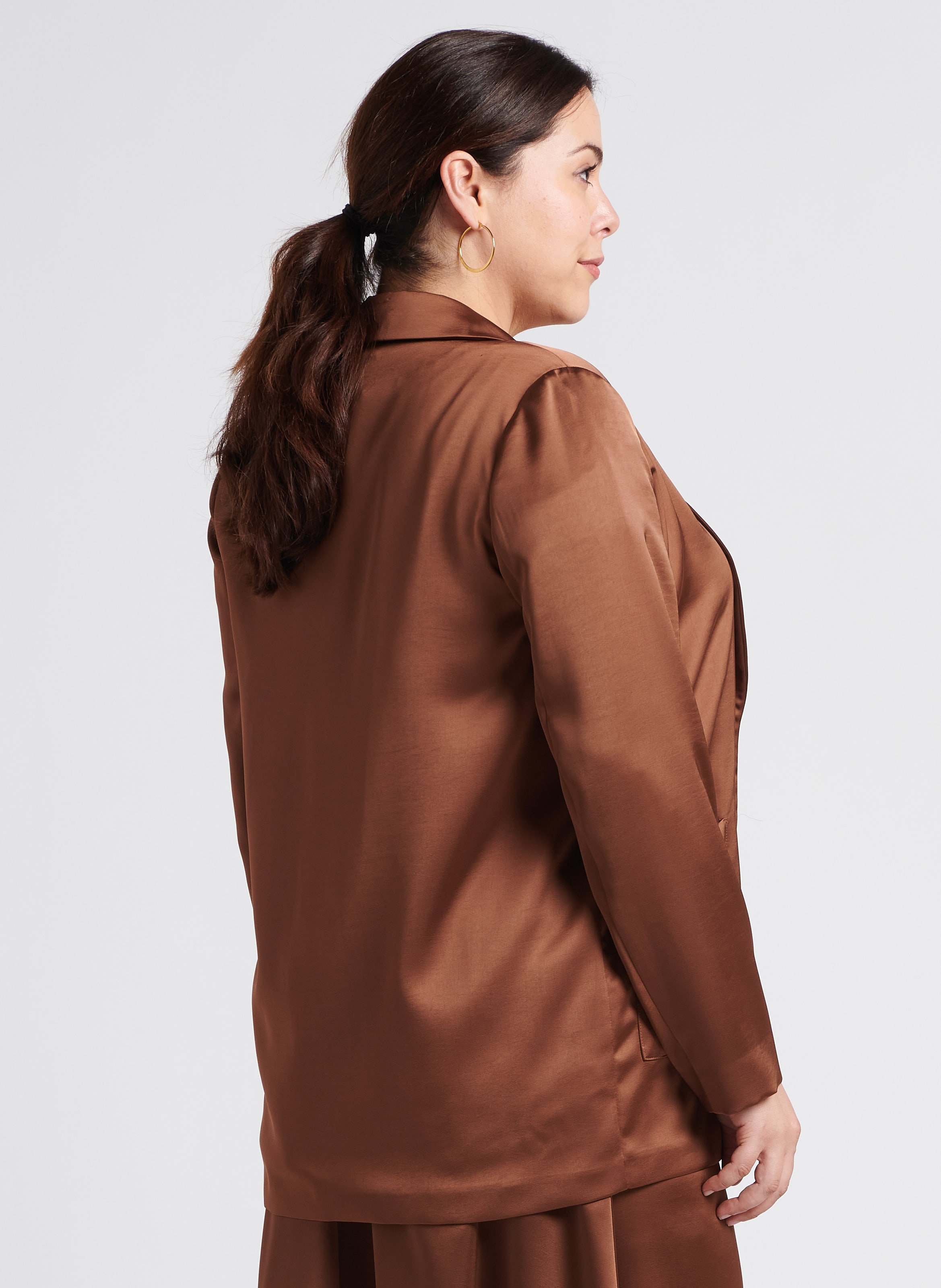 Satin-finish jacket with tailored collar Brown