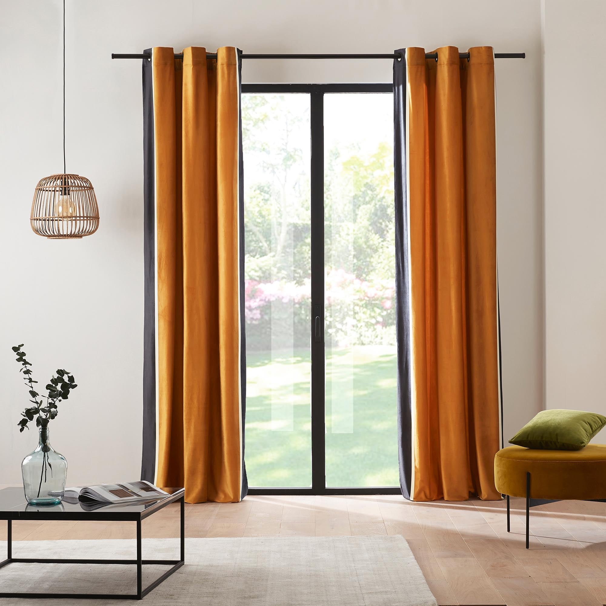 VASCO - Curtain with black eyelets MADURA Yellow