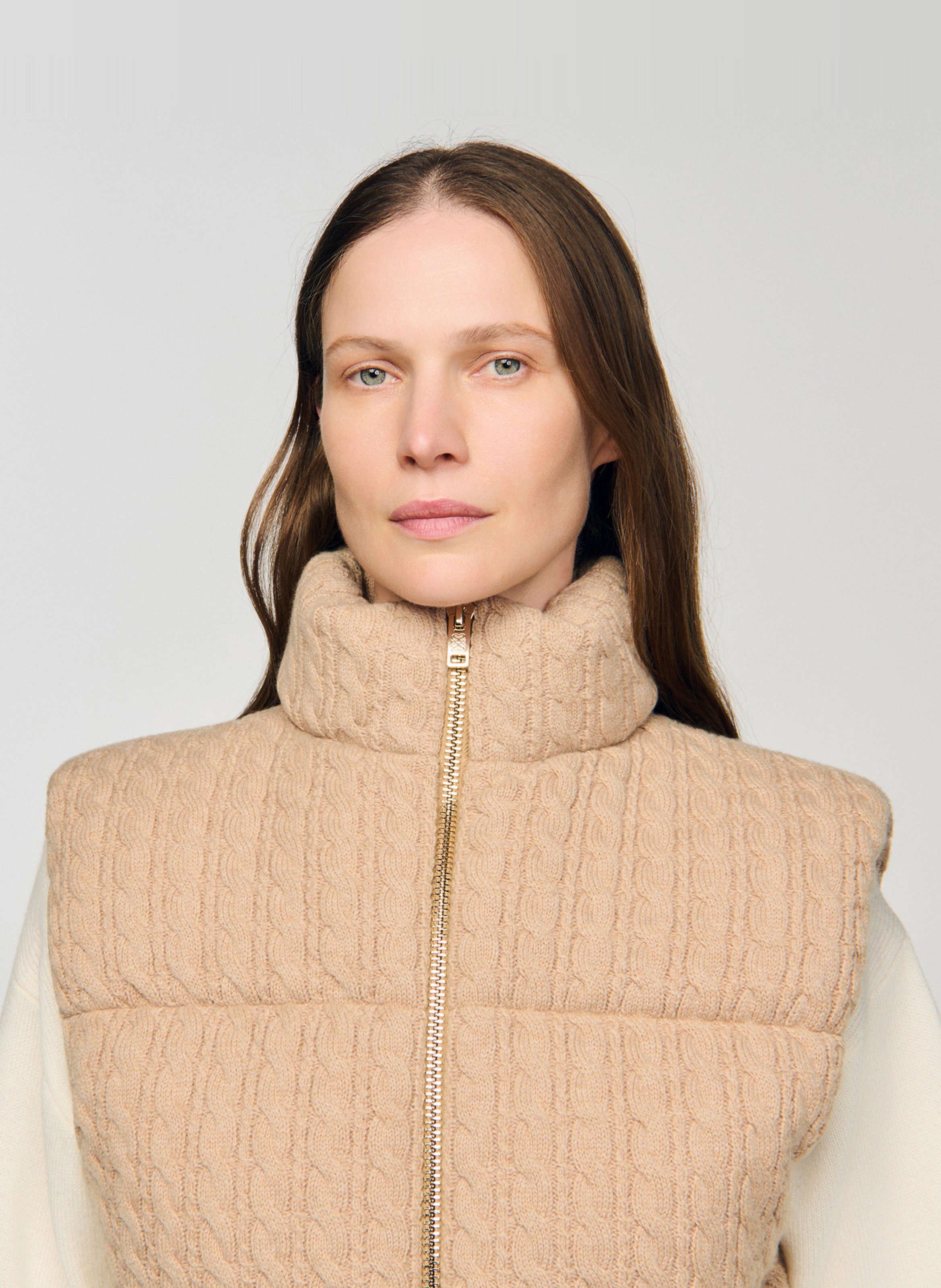 Kort aansluitend wollen jack SANDRO Beige