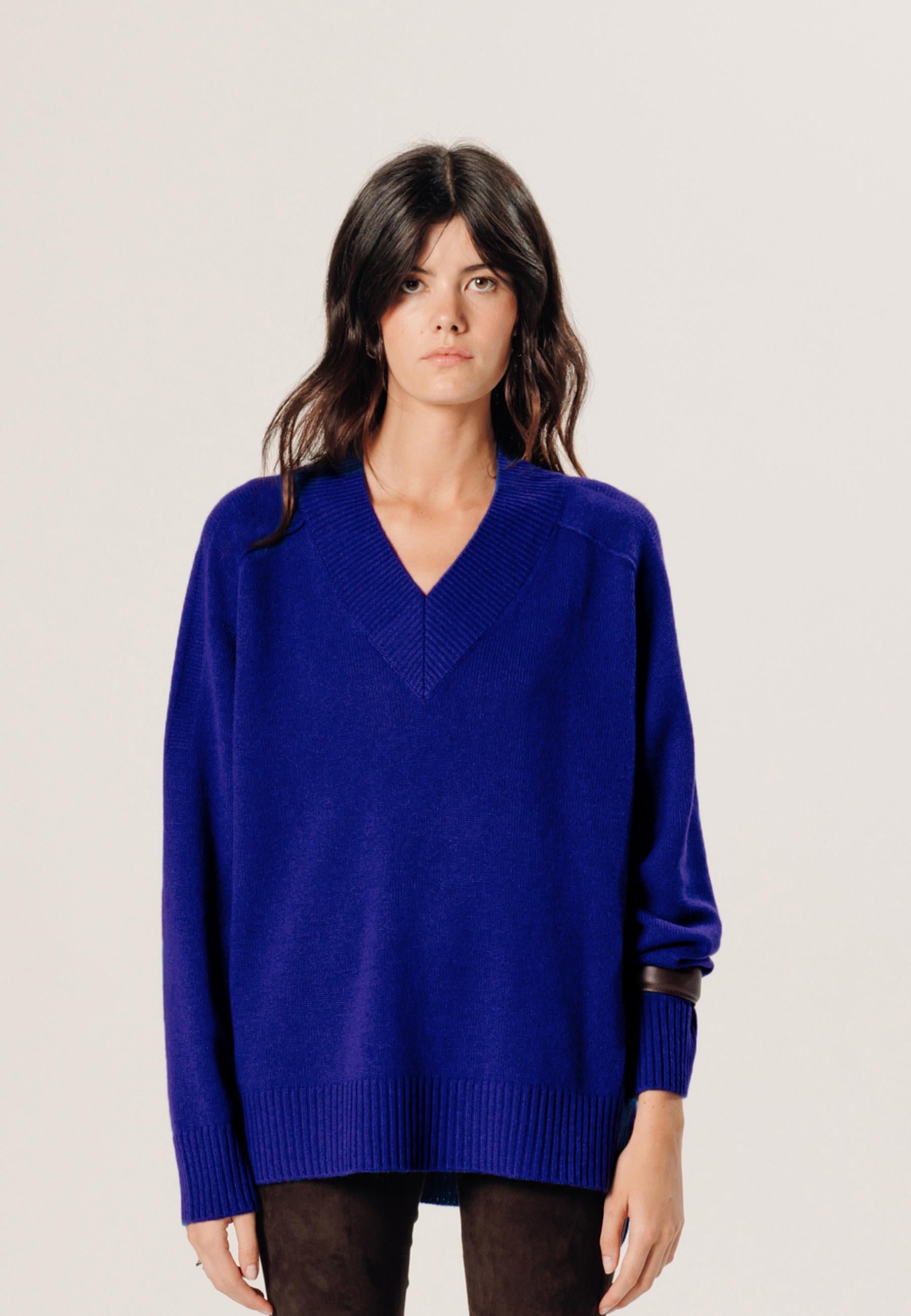 V-neck oversized cashmere sweater RODIER Blue
