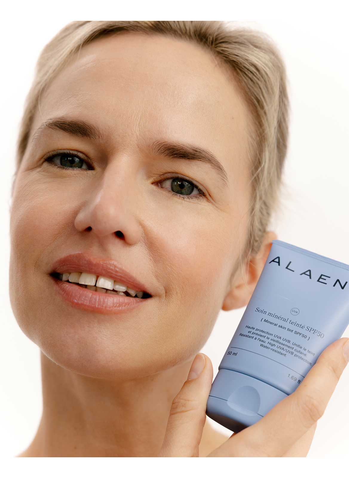 Protezione solare minerale colorata SPF50 ALAENA No color