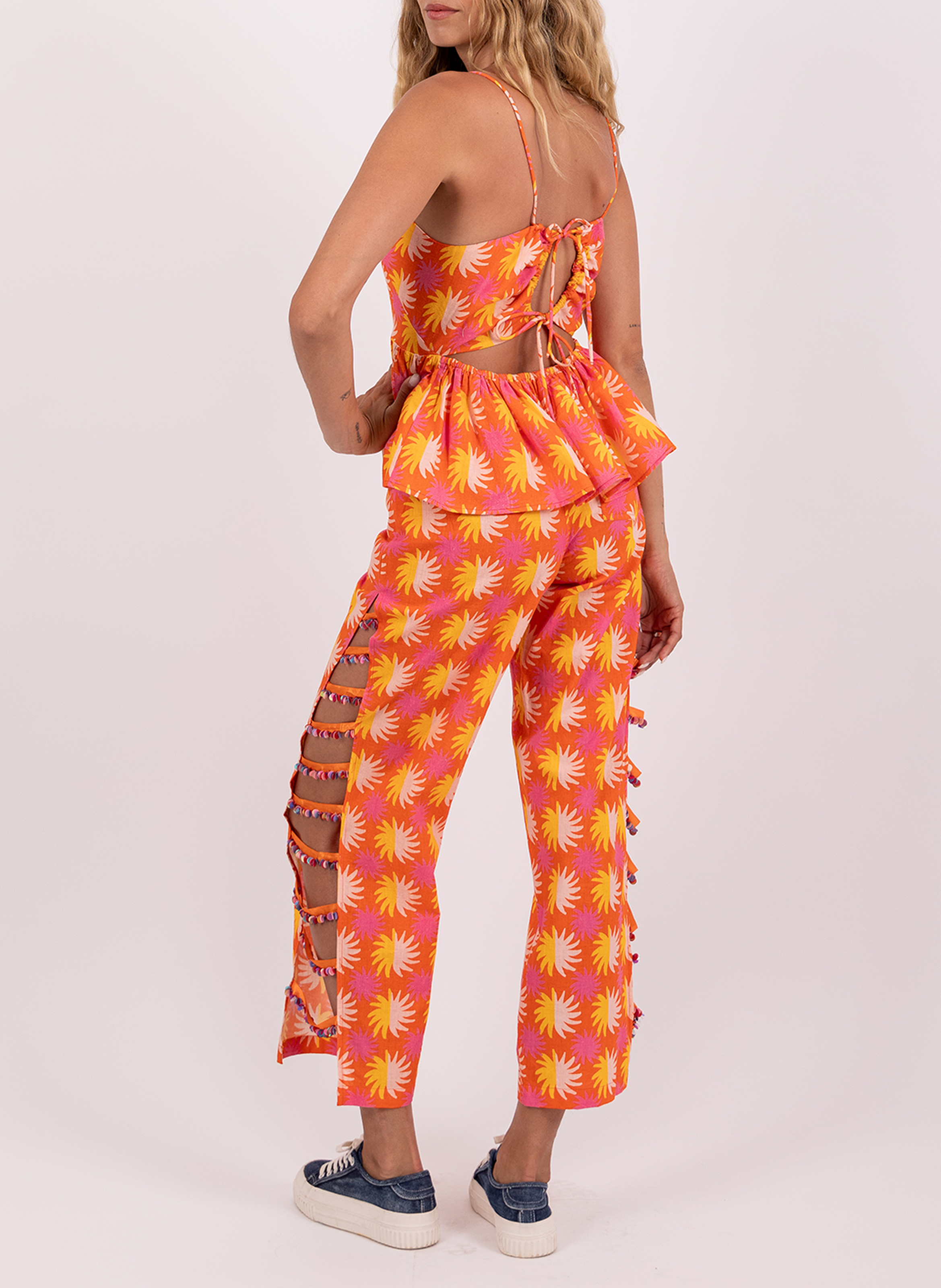 Gerade geschnittene Hose mit Schlitz und Muster SUNDRESS Orange