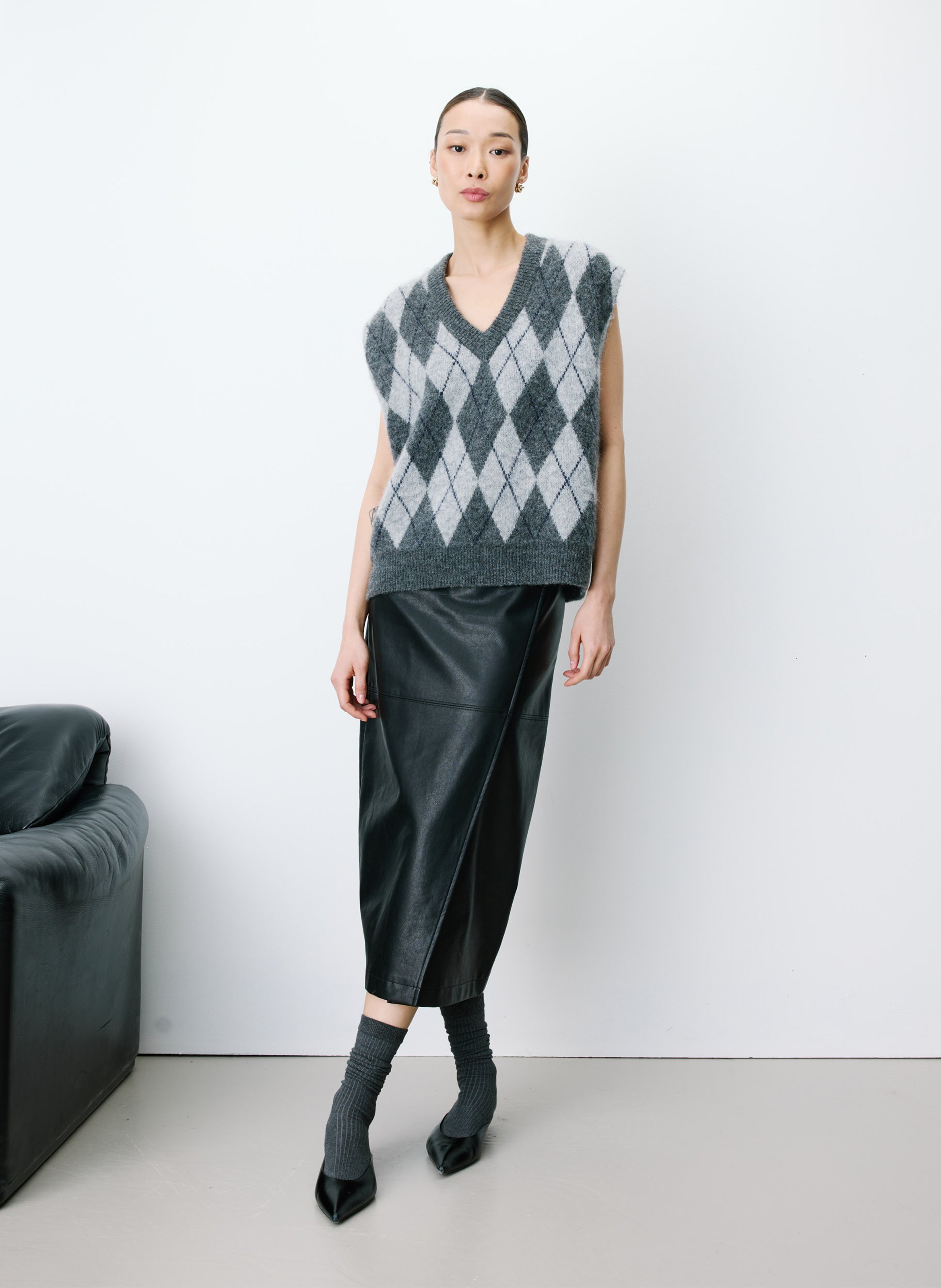 Oversized sleeveless sweater GRACE ET MILA Black