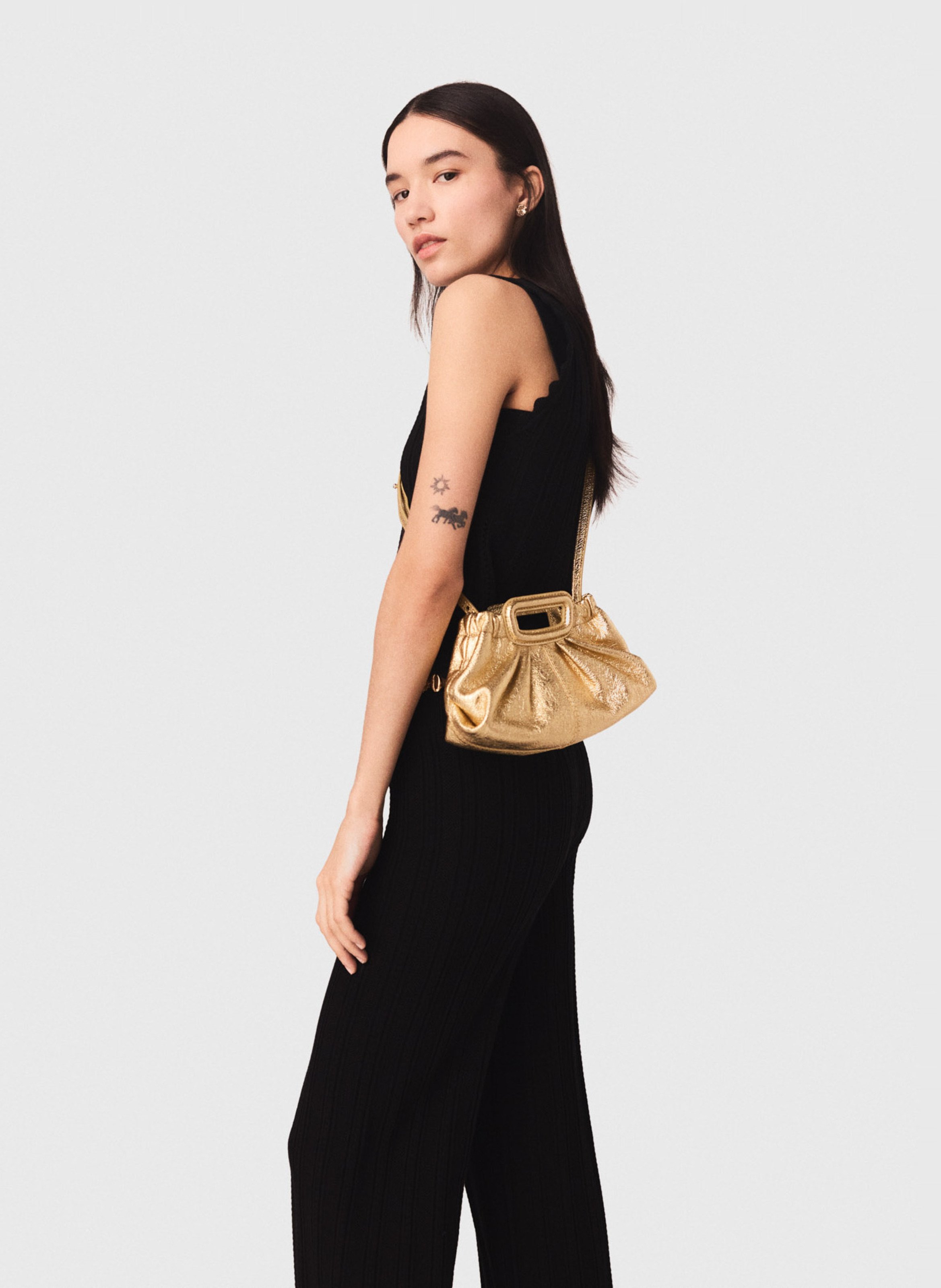 Bolso de ante MAJE Dorado