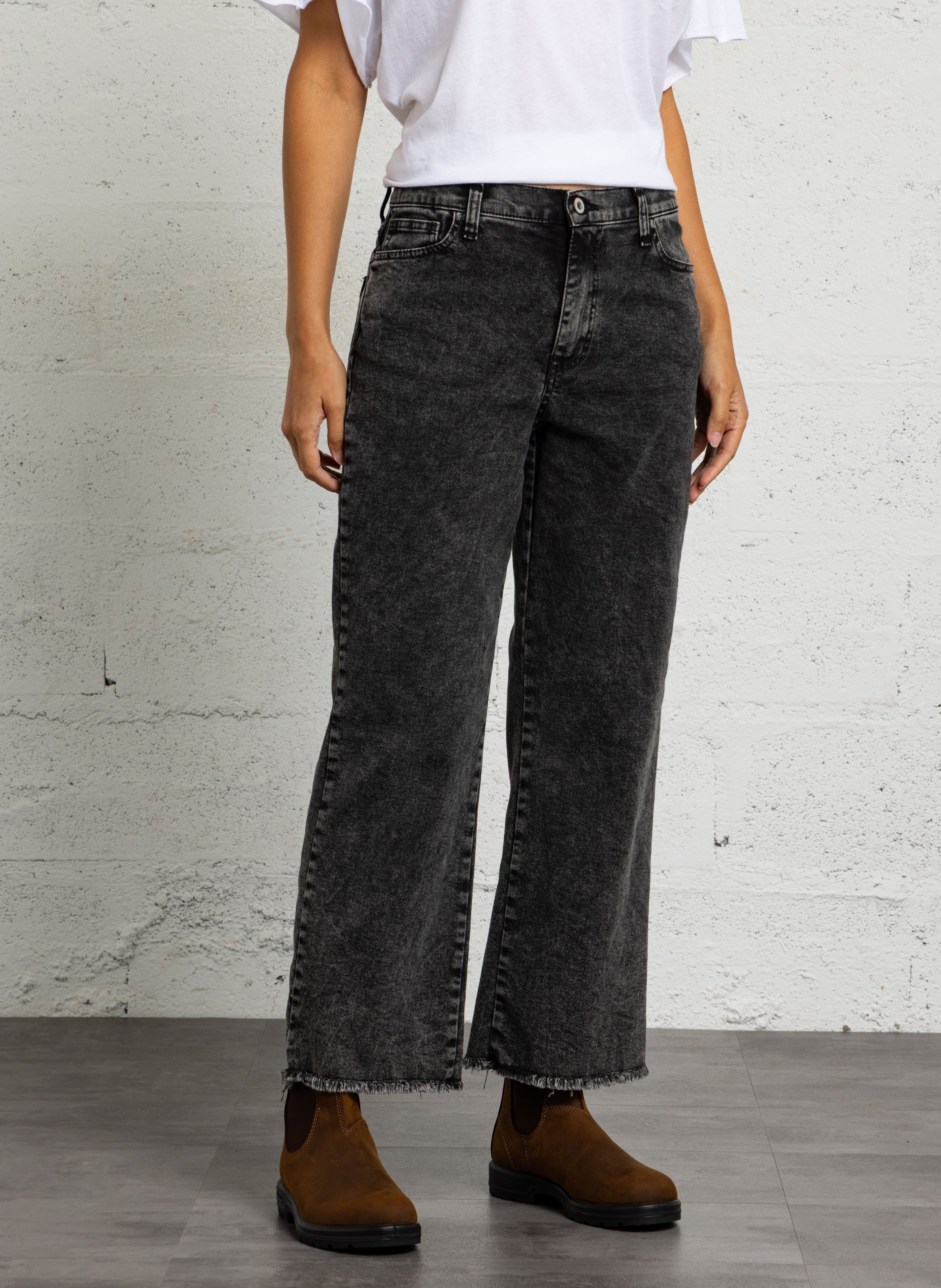 Gerade geschnittene Jeans aus Baumwollmischgewebe PLEASE Schwarz