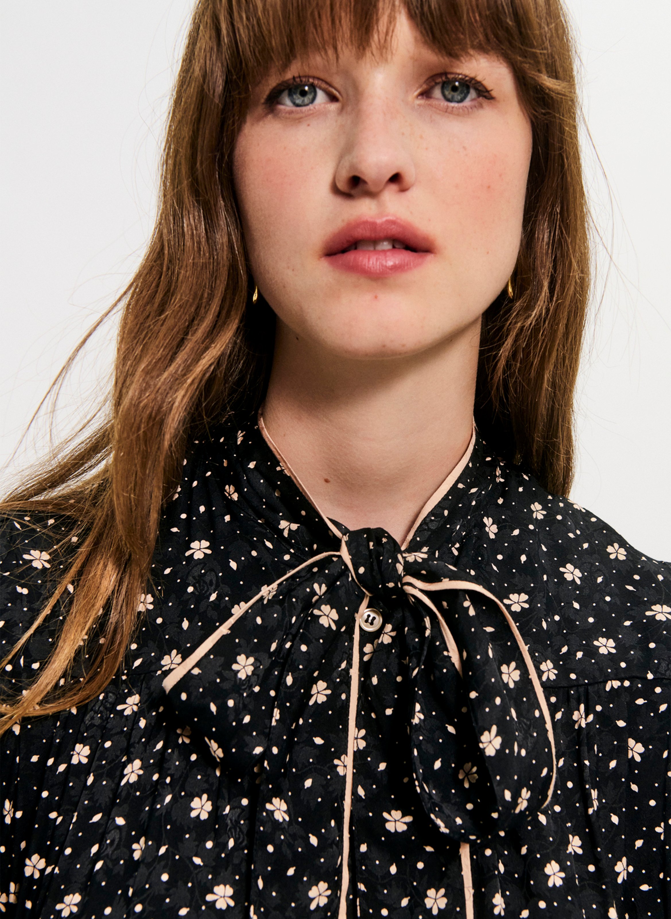 Chemise col lavallière à motif fleuri PABLO Noir