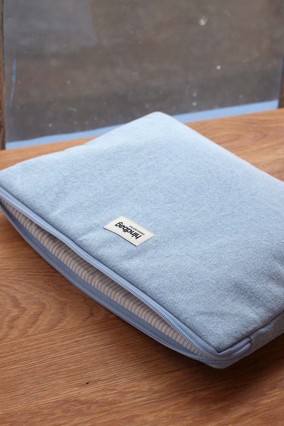 Computer sleeve in recycled wool with shock-absorbent foam HINDBAG Blue