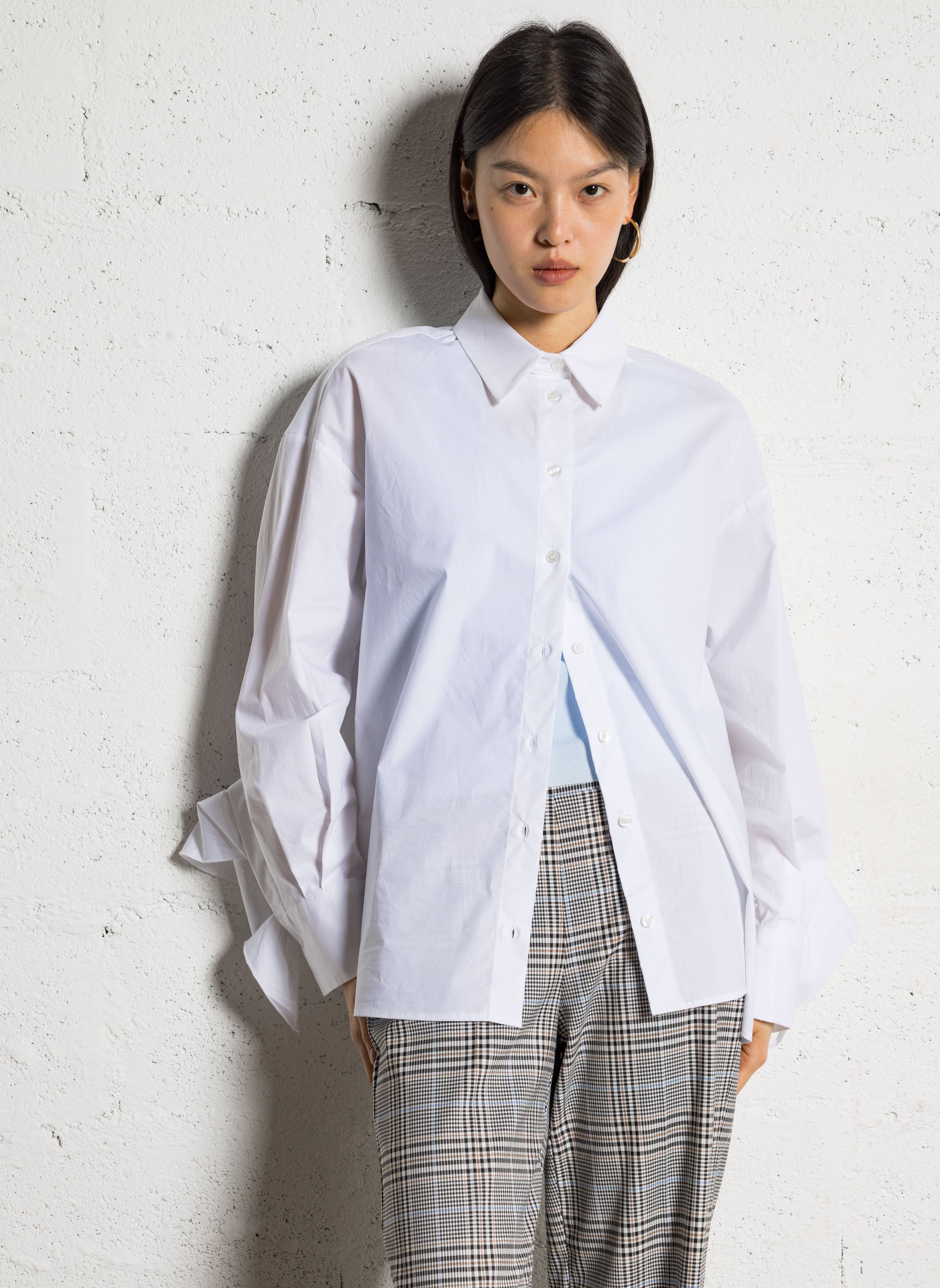 Oversized solid color shirt with ruffles IMPERIAL White