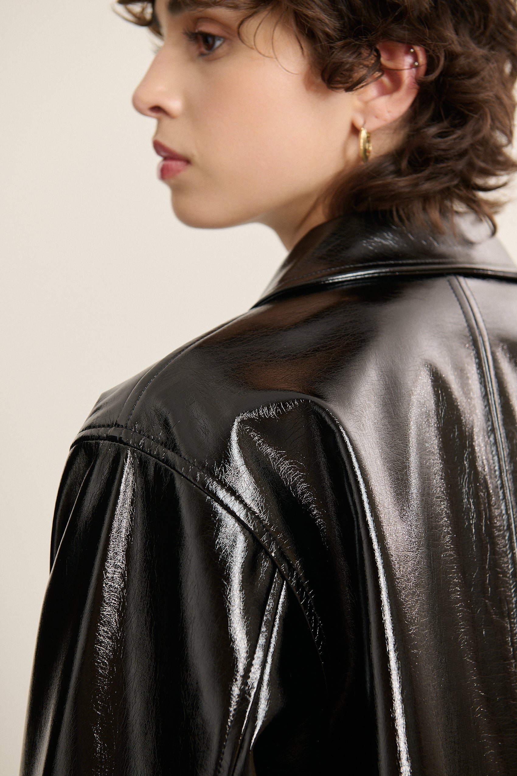 Vinyl short jacket Black