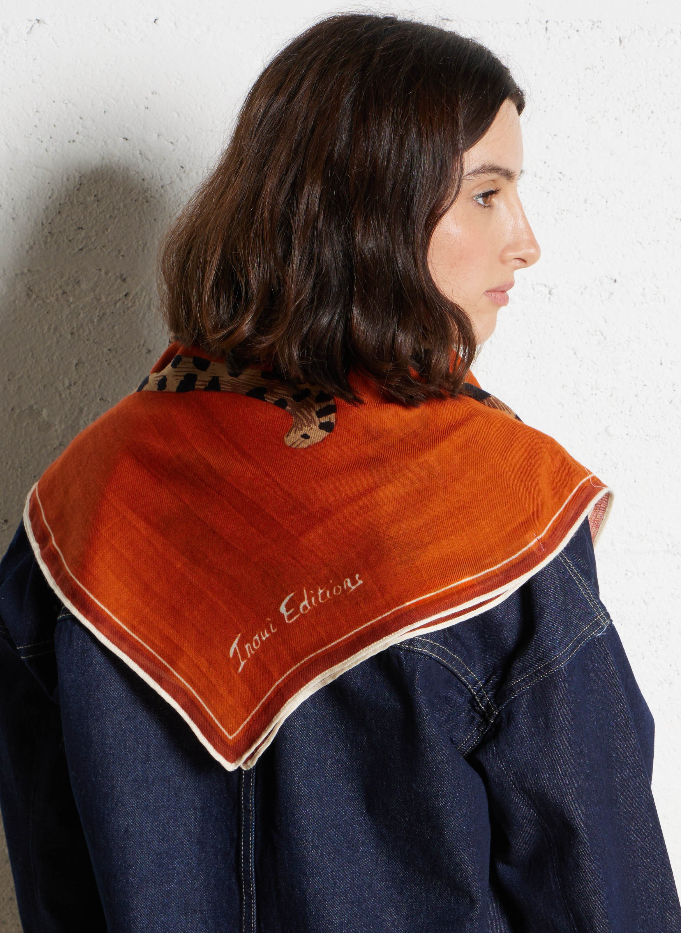 Echarpe fine imprimée en laine INOUI EDITIONS Orange