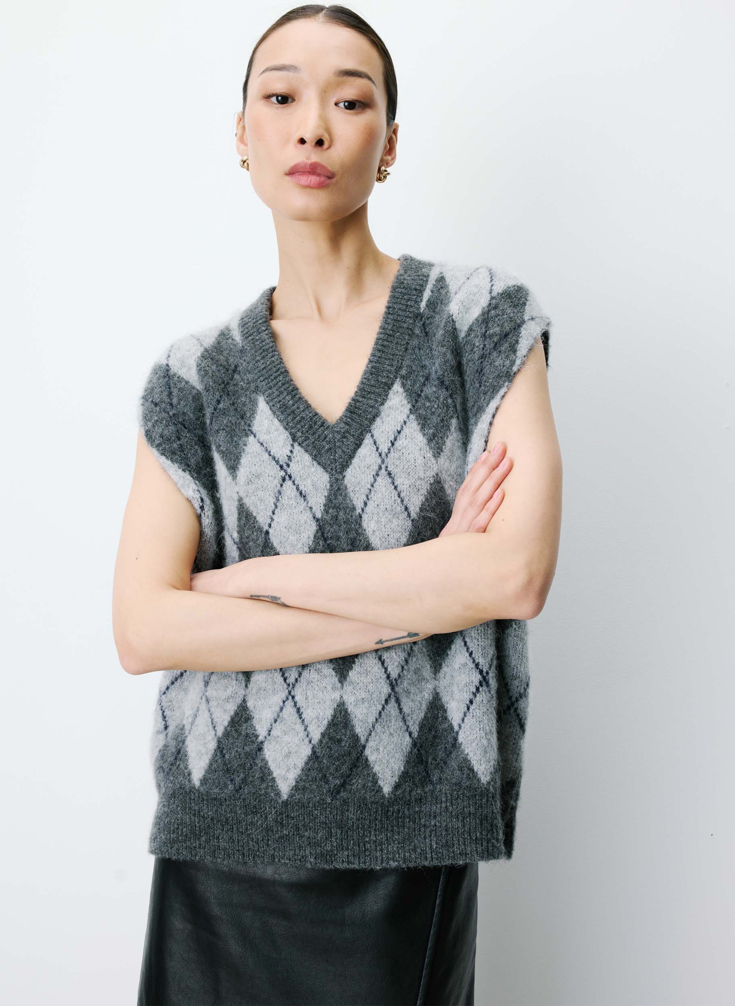 Oversized sleeveless sweater GRACE ET MILA Black