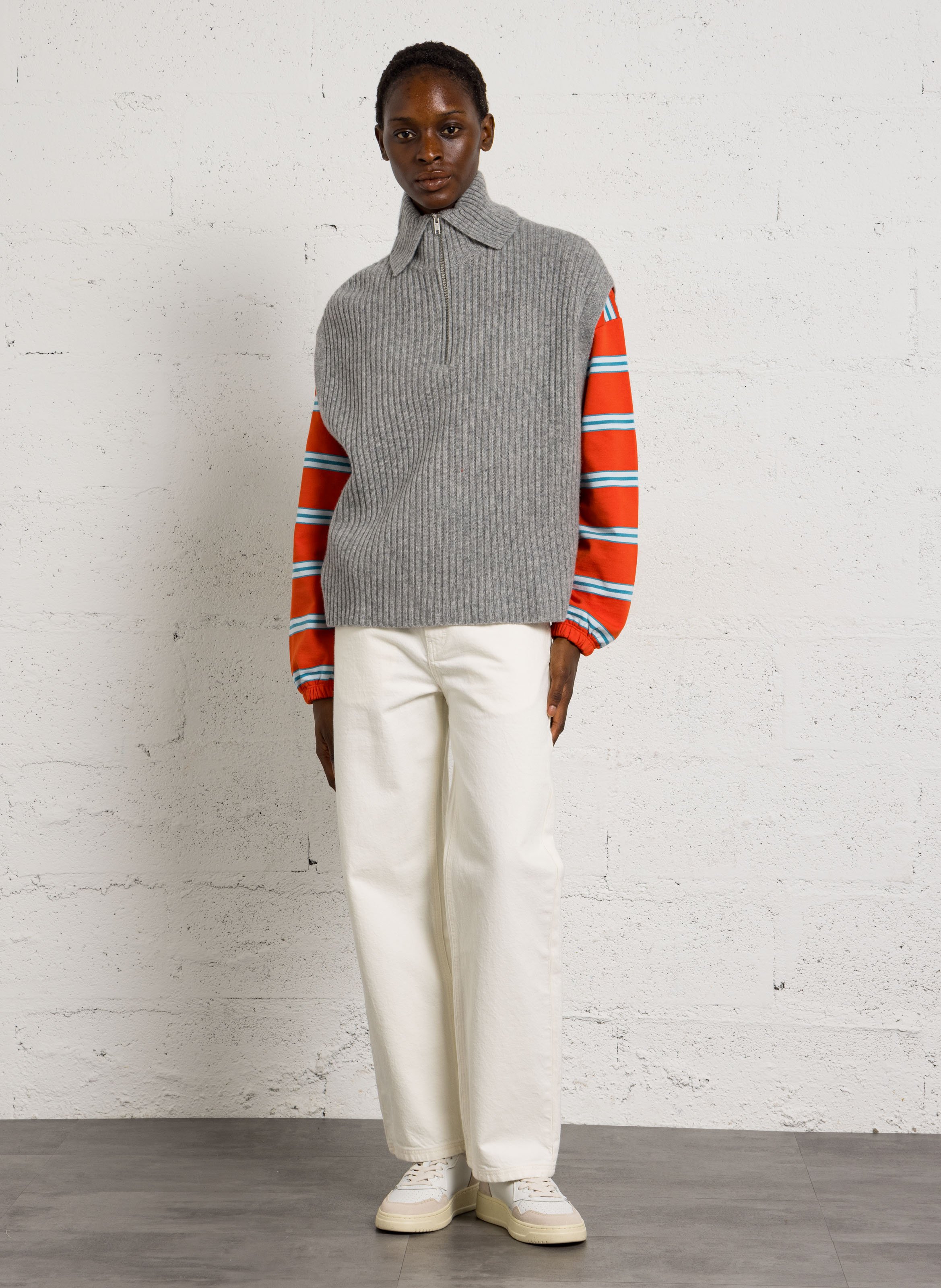 Wool-blend straight-cut sweater with Peter Pan collar BELLEROSE Grey