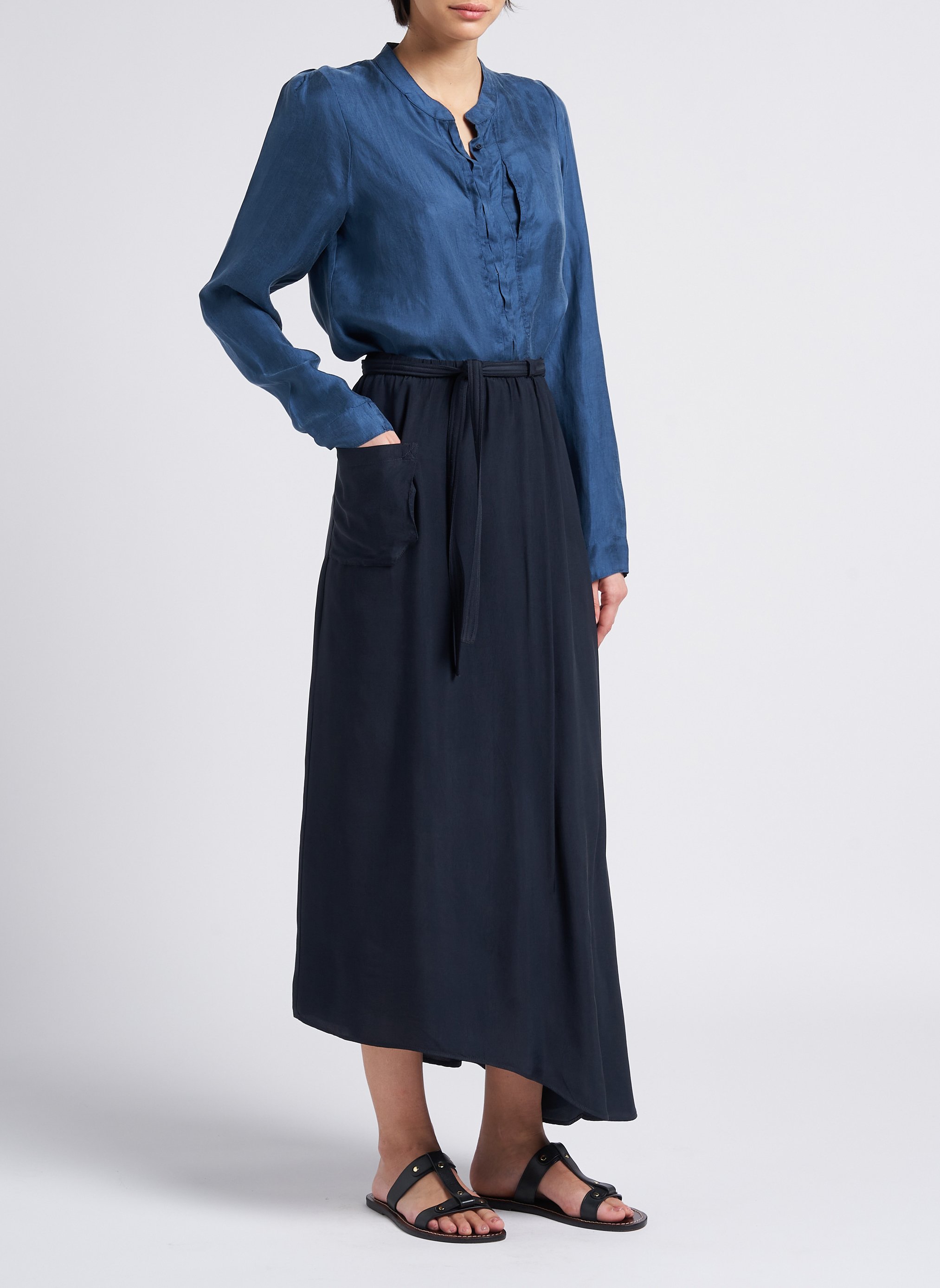 Gerade geschnittenes Rundhals-Top HUMANOID Blau