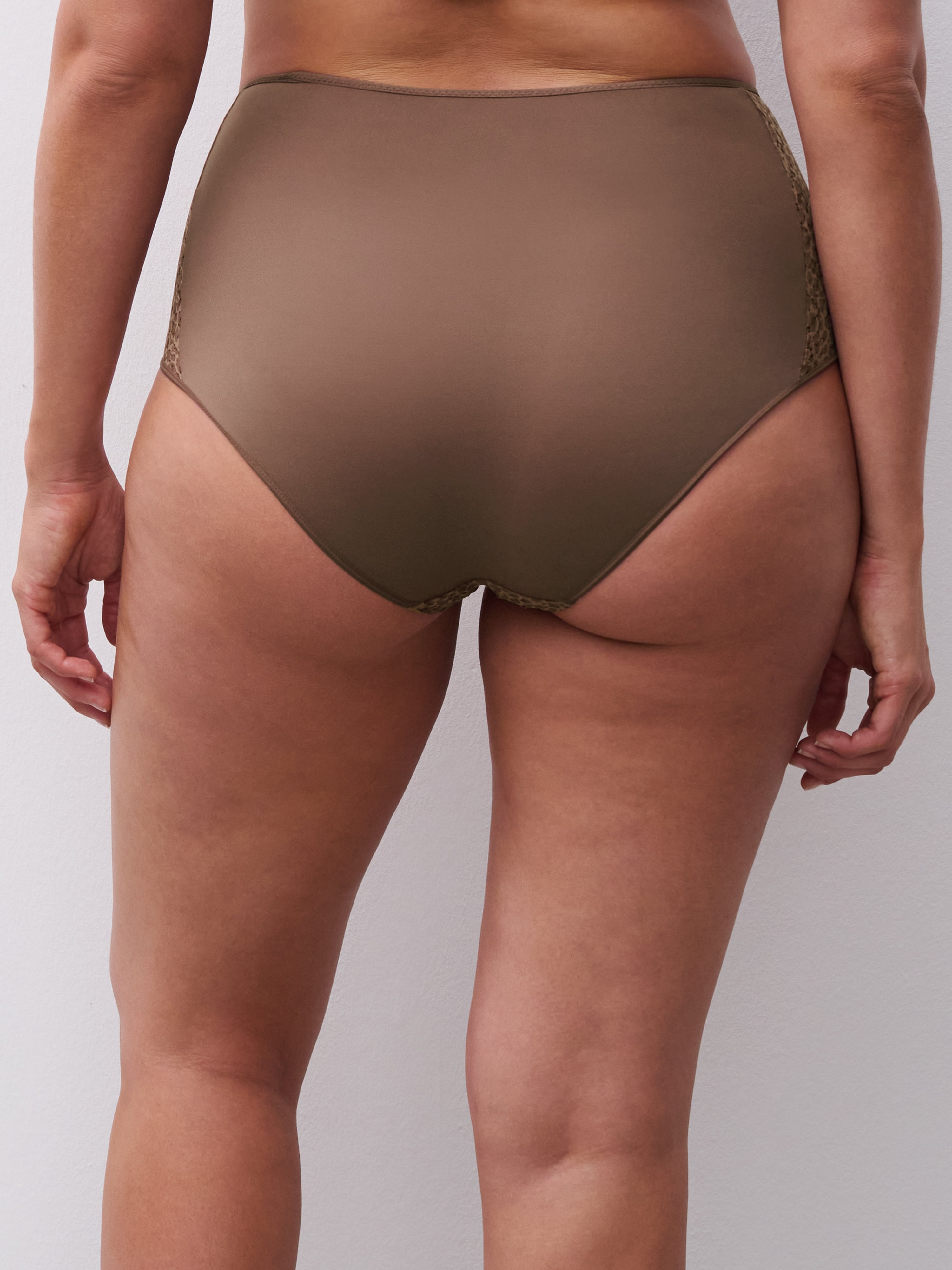 High-waisted lace panties CHANTELLE Brown