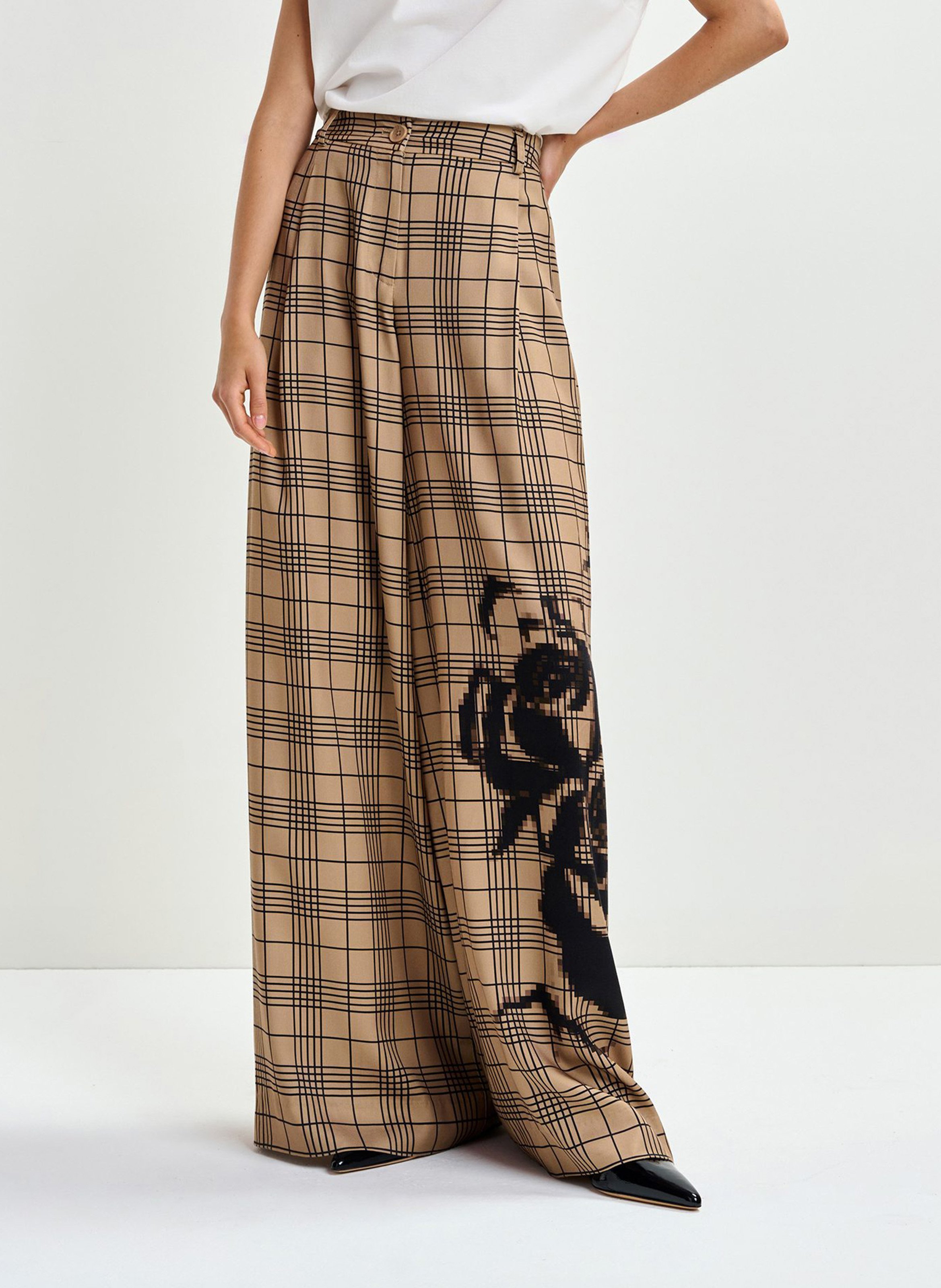 Checked straight-leg pants ESSENTIEL ANTWERP Brown