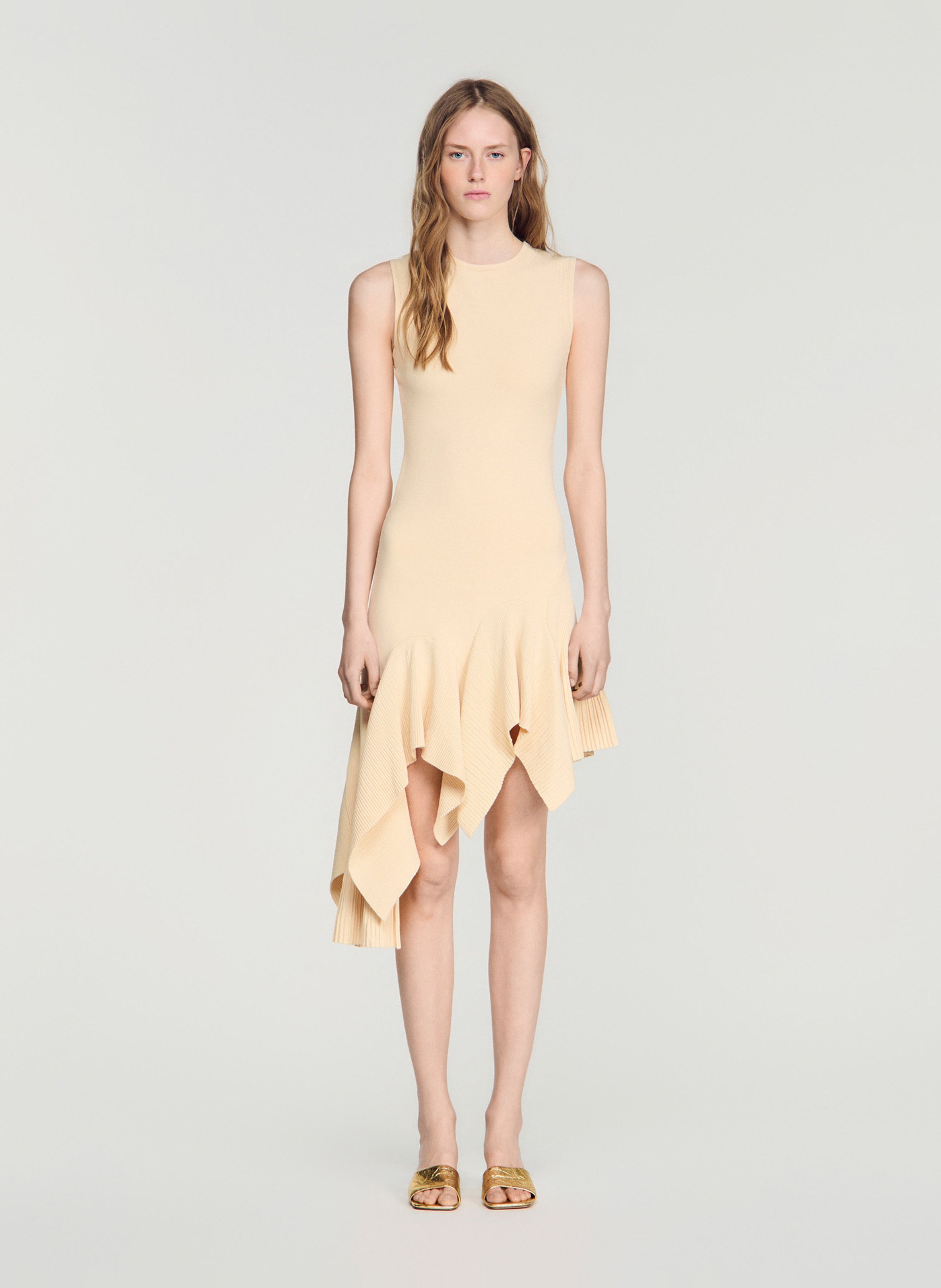 Korte asymmetrische effen jurk SANDRO Beige