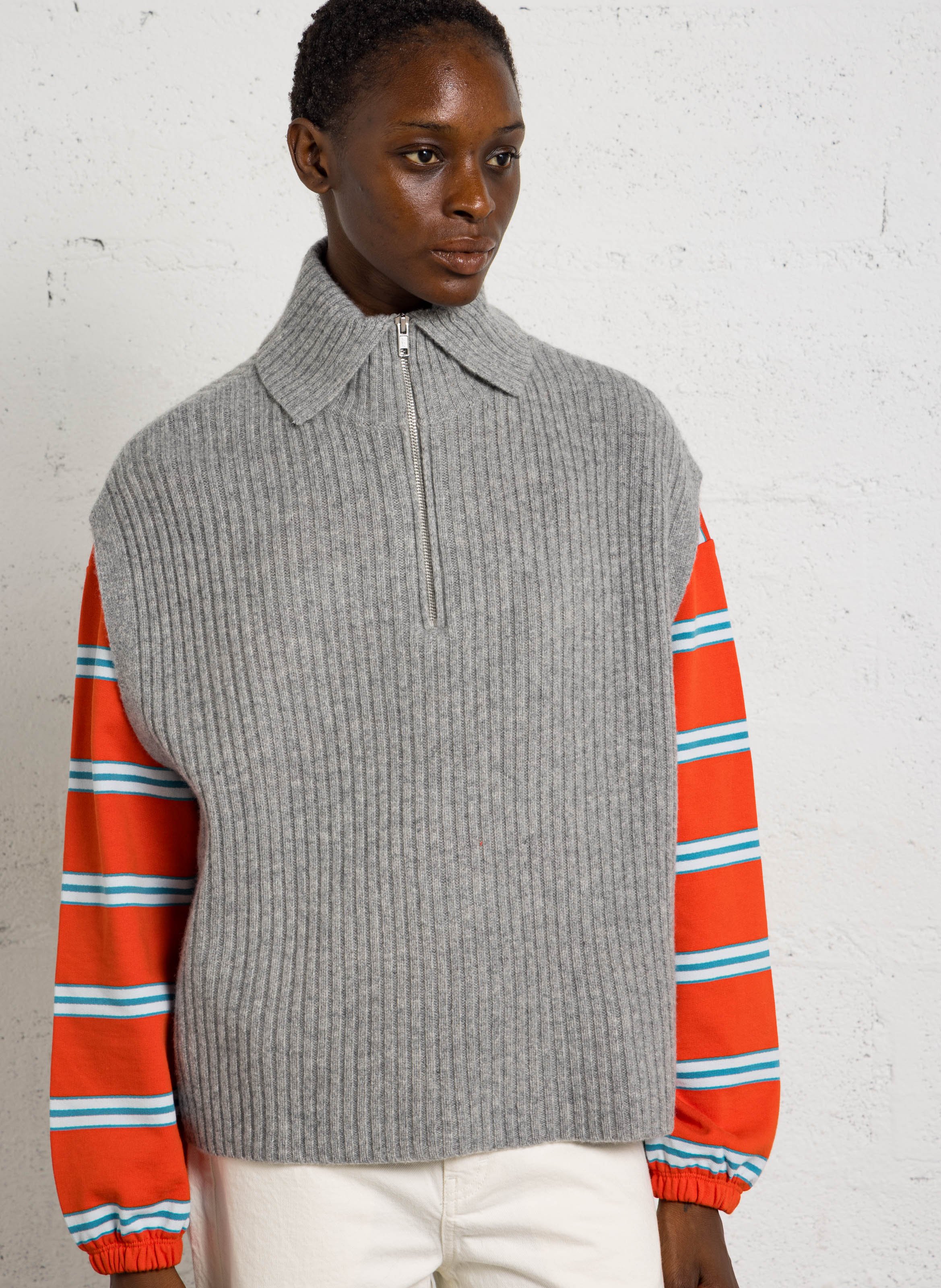 Wool-blend straight-cut sweater with Peter Pan collar BELLEROSE Grey