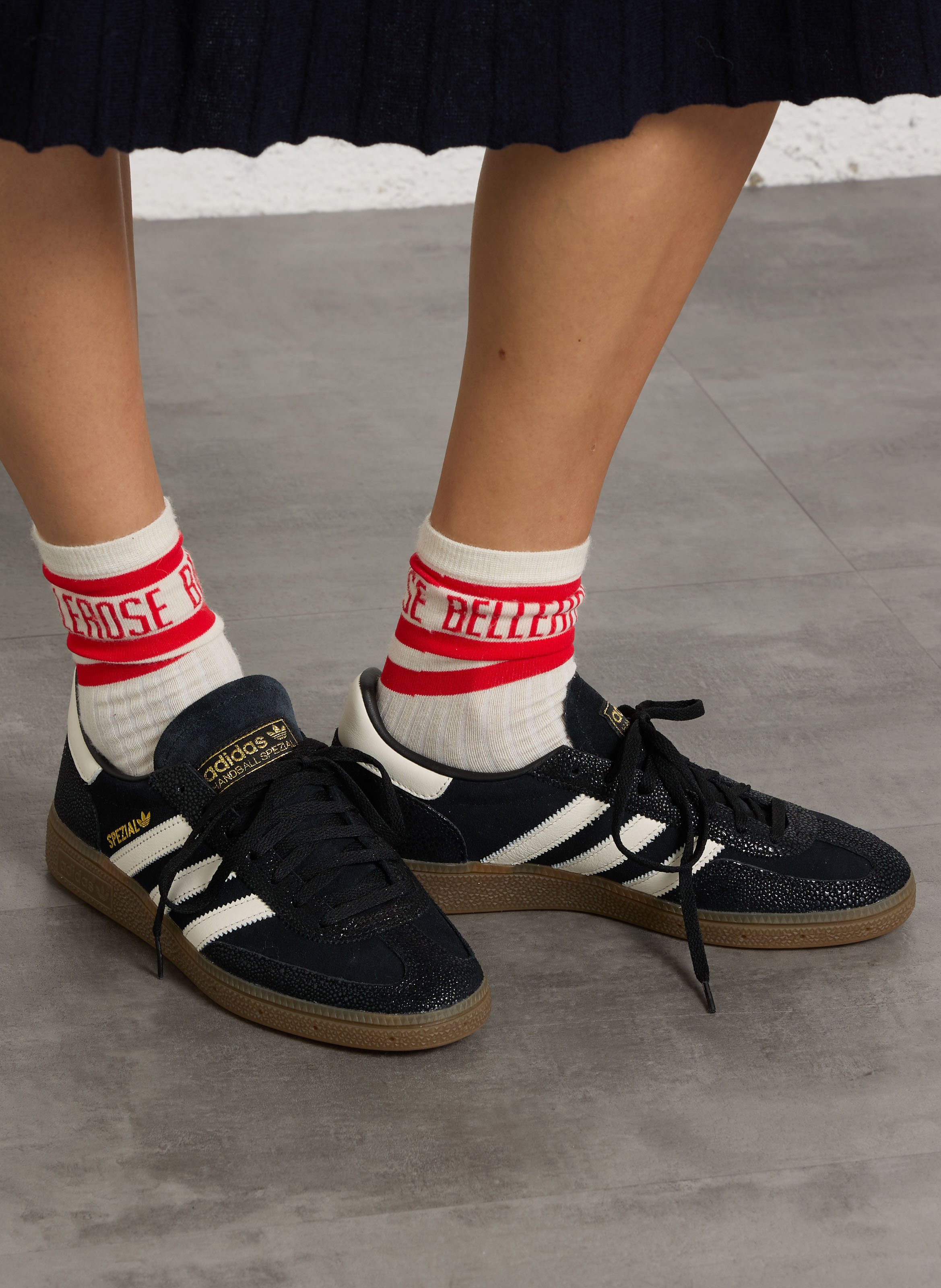 Low-top trainers ADIDAS Black