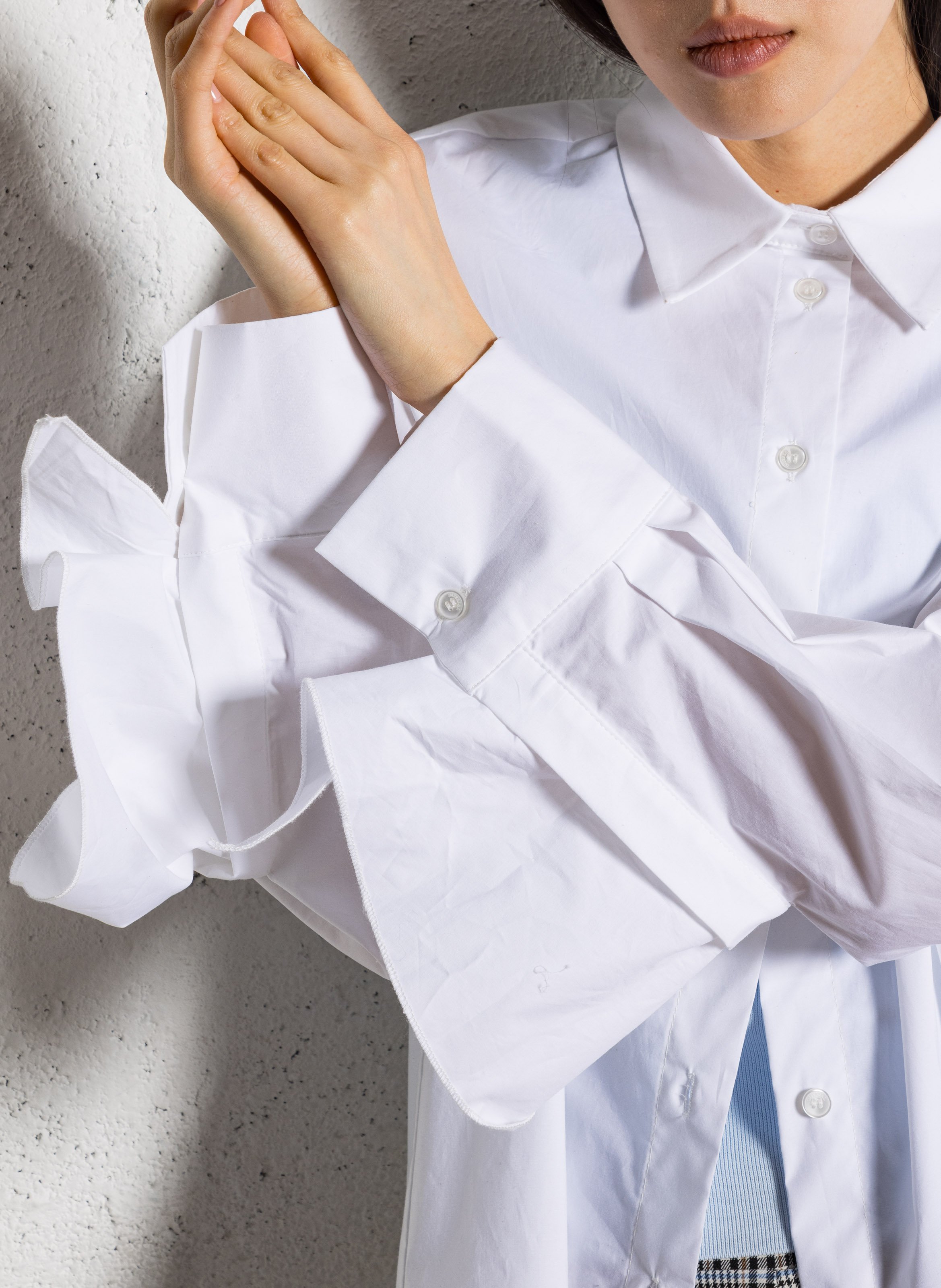 Oversized solid color shirt with ruffles IMPERIAL White