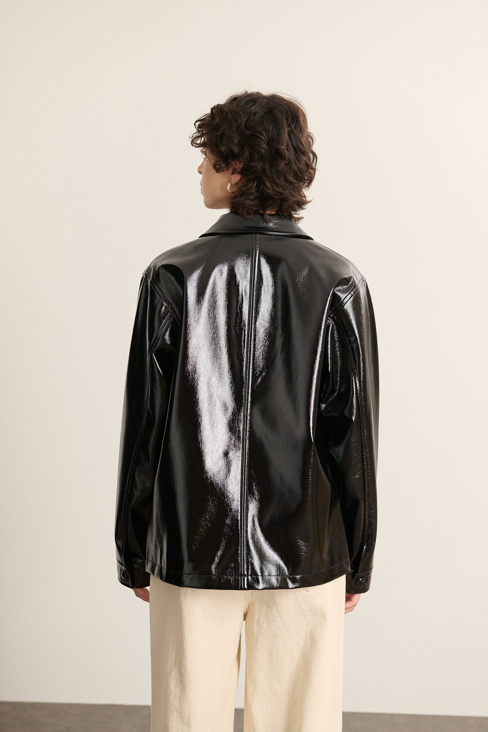 Vinyl short jacket Black