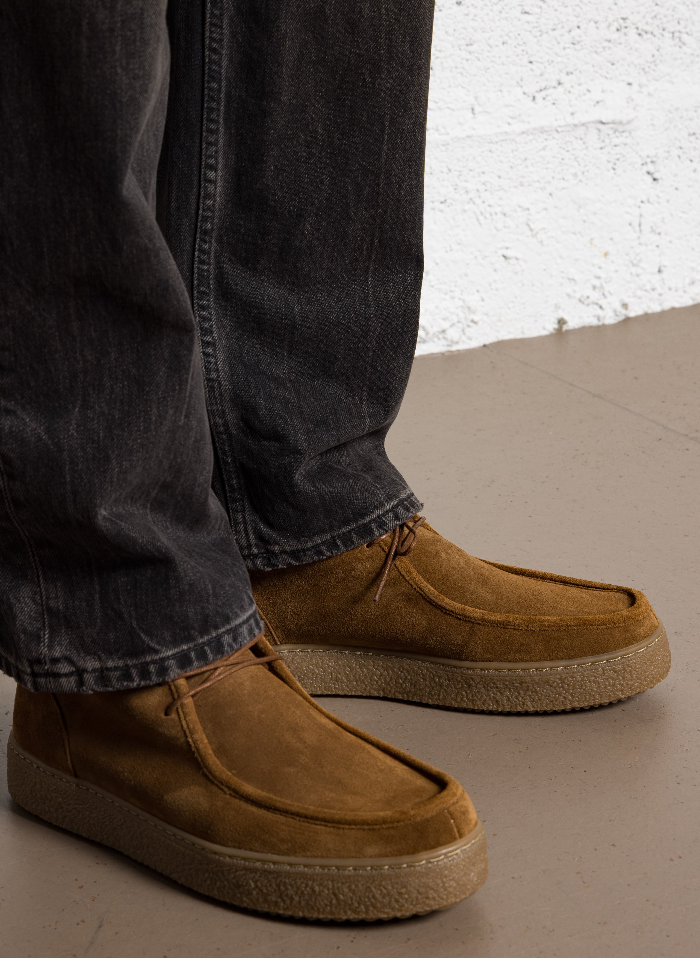 Boots à lacets en cuir suédé BOBBIES Marron