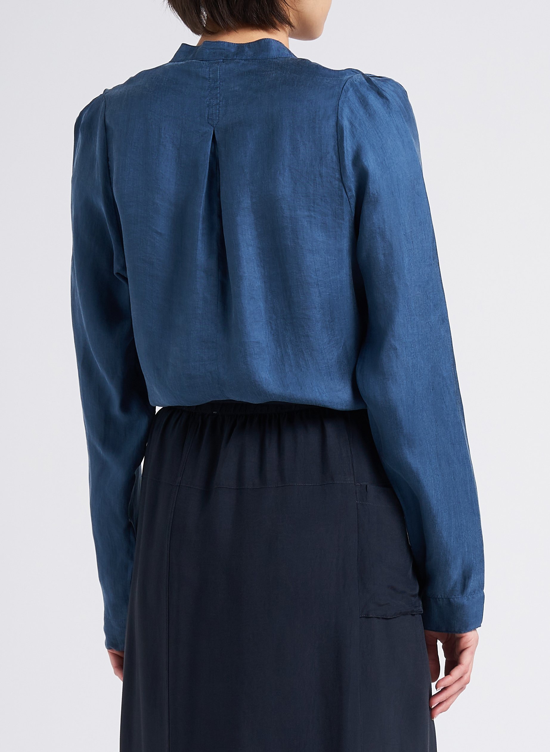 Gerade geschnittenes Rundhals-Top HUMANOID Blau