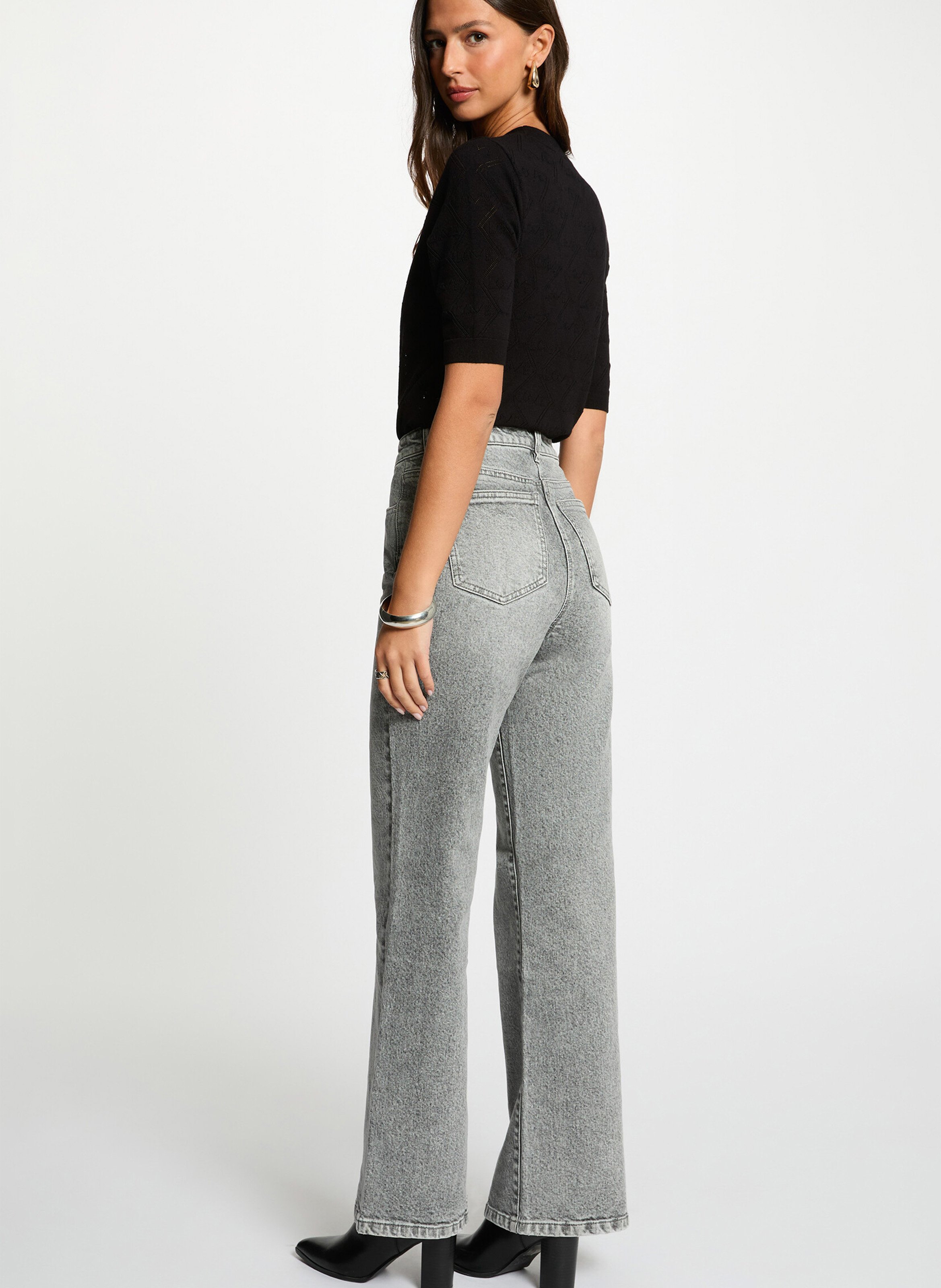 Pull droit col rond à détails ajourés Noir