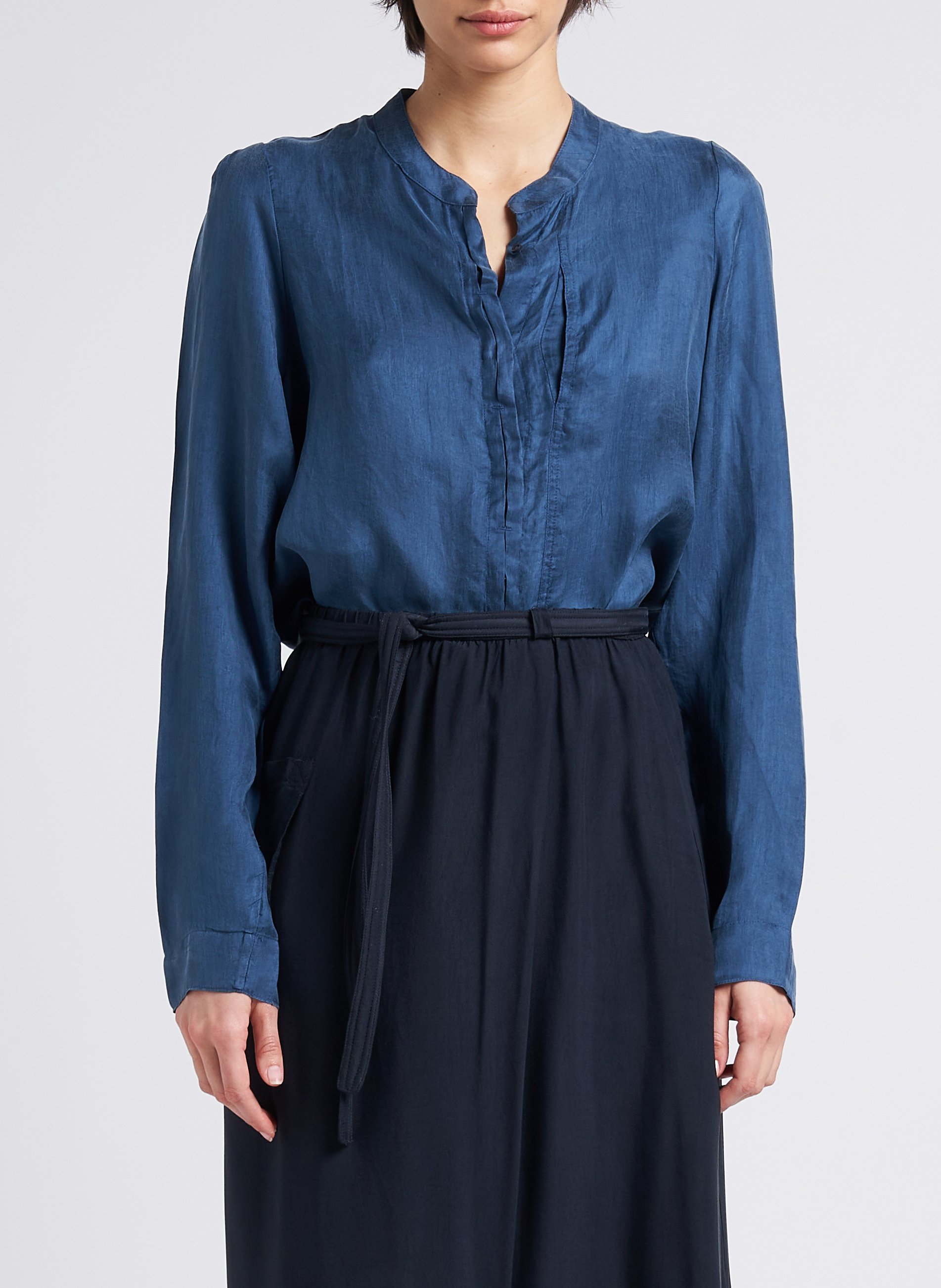 Gerade geschnittenes Rundhals-Top HUMANOID Blau