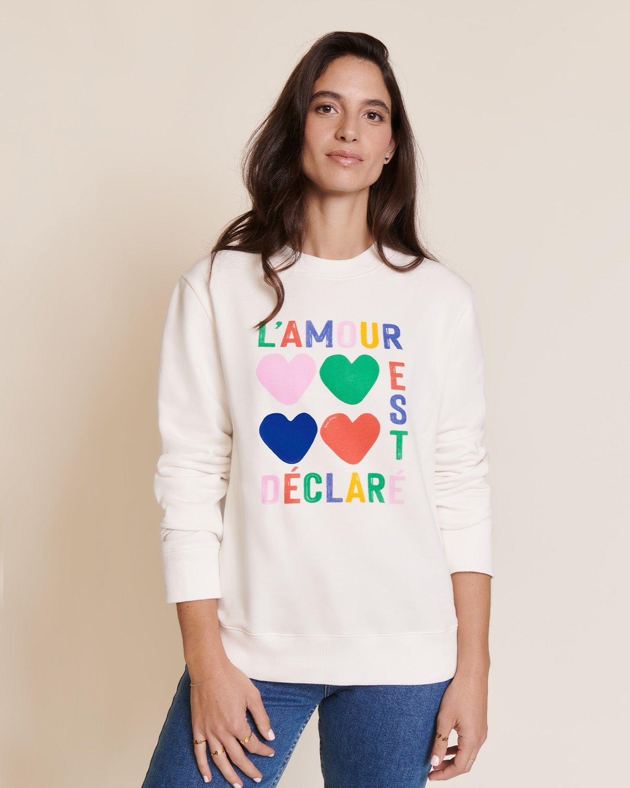 The "Love Declaration" sweatshirt is made of organic cotton. EMOI EMOI Multicolored