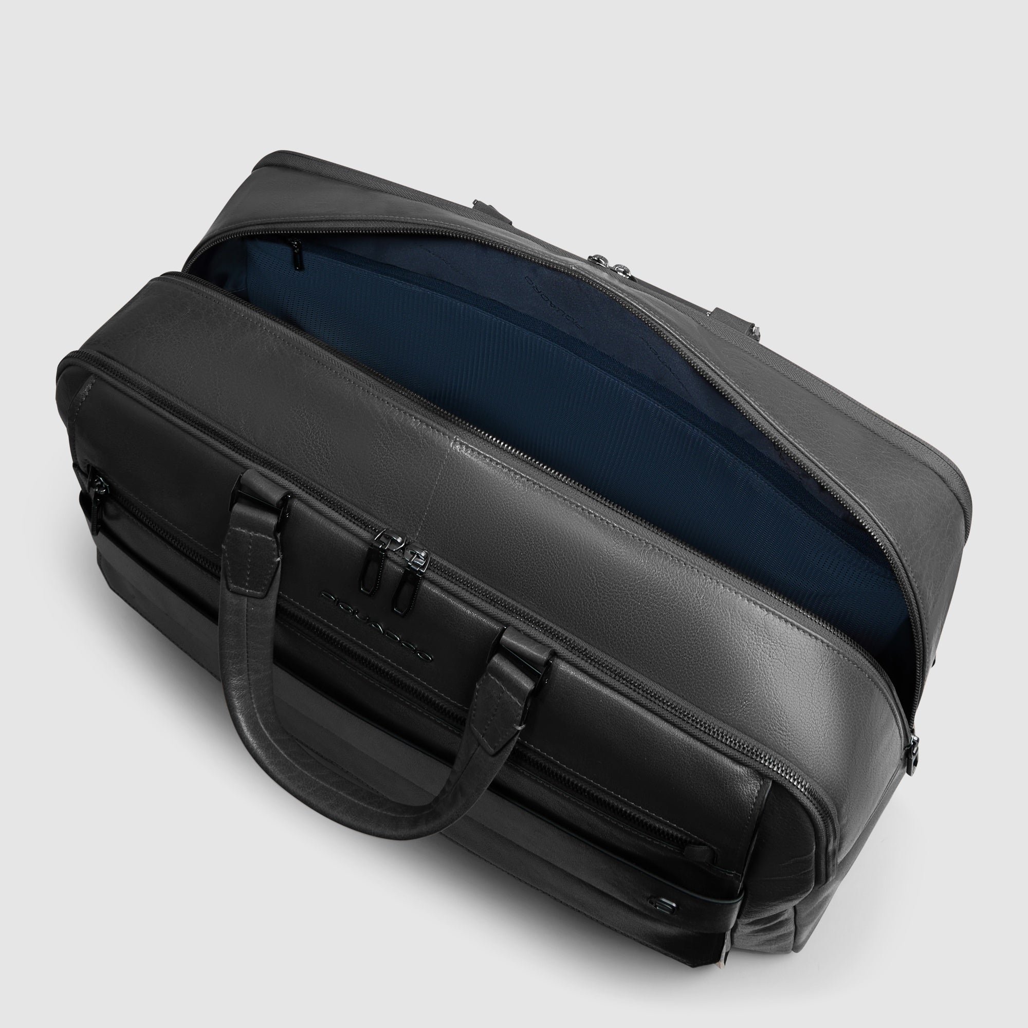 Customizable travel bag PIQUADRO Black