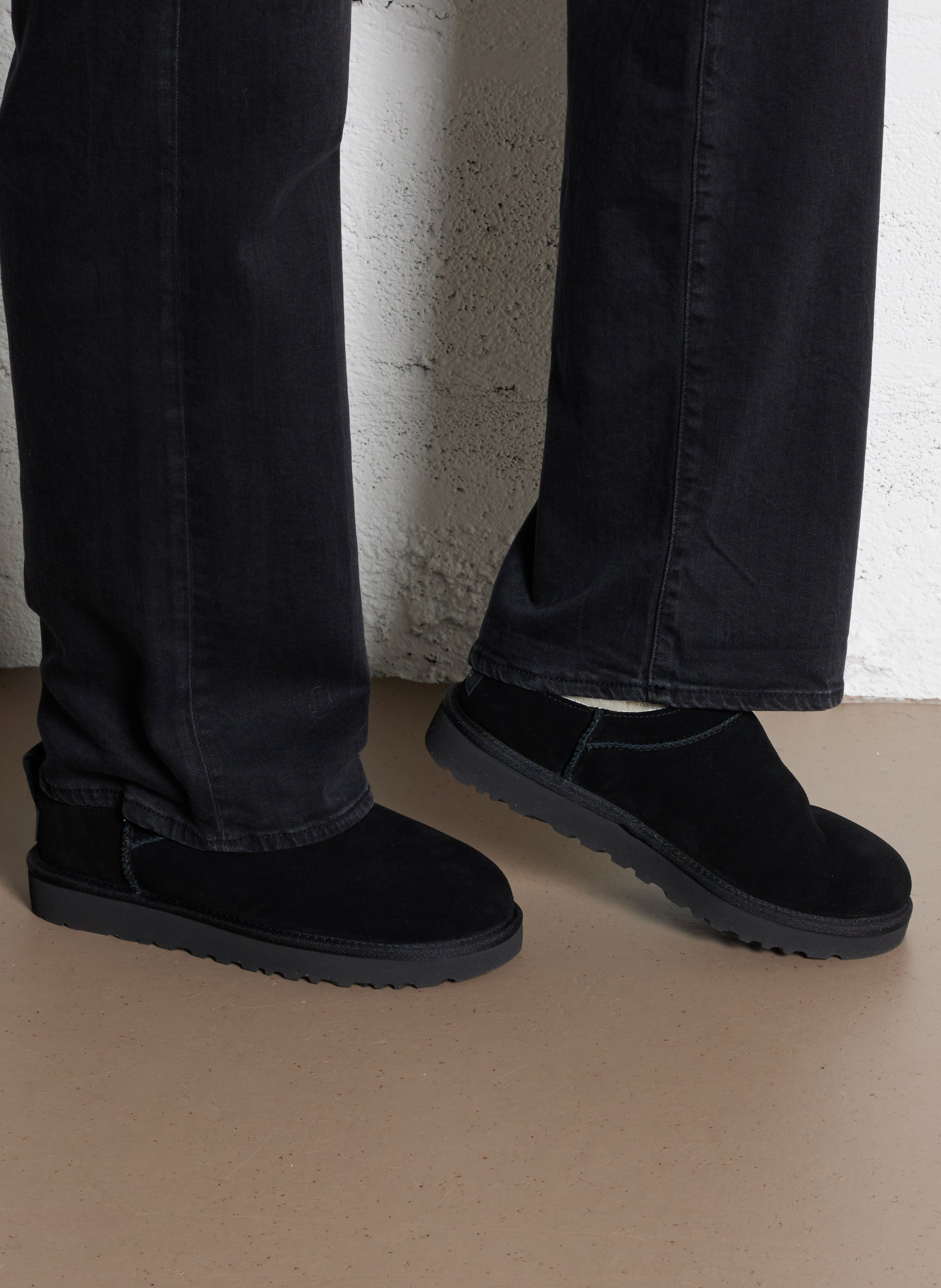 Sabots en cuir UGG Noir