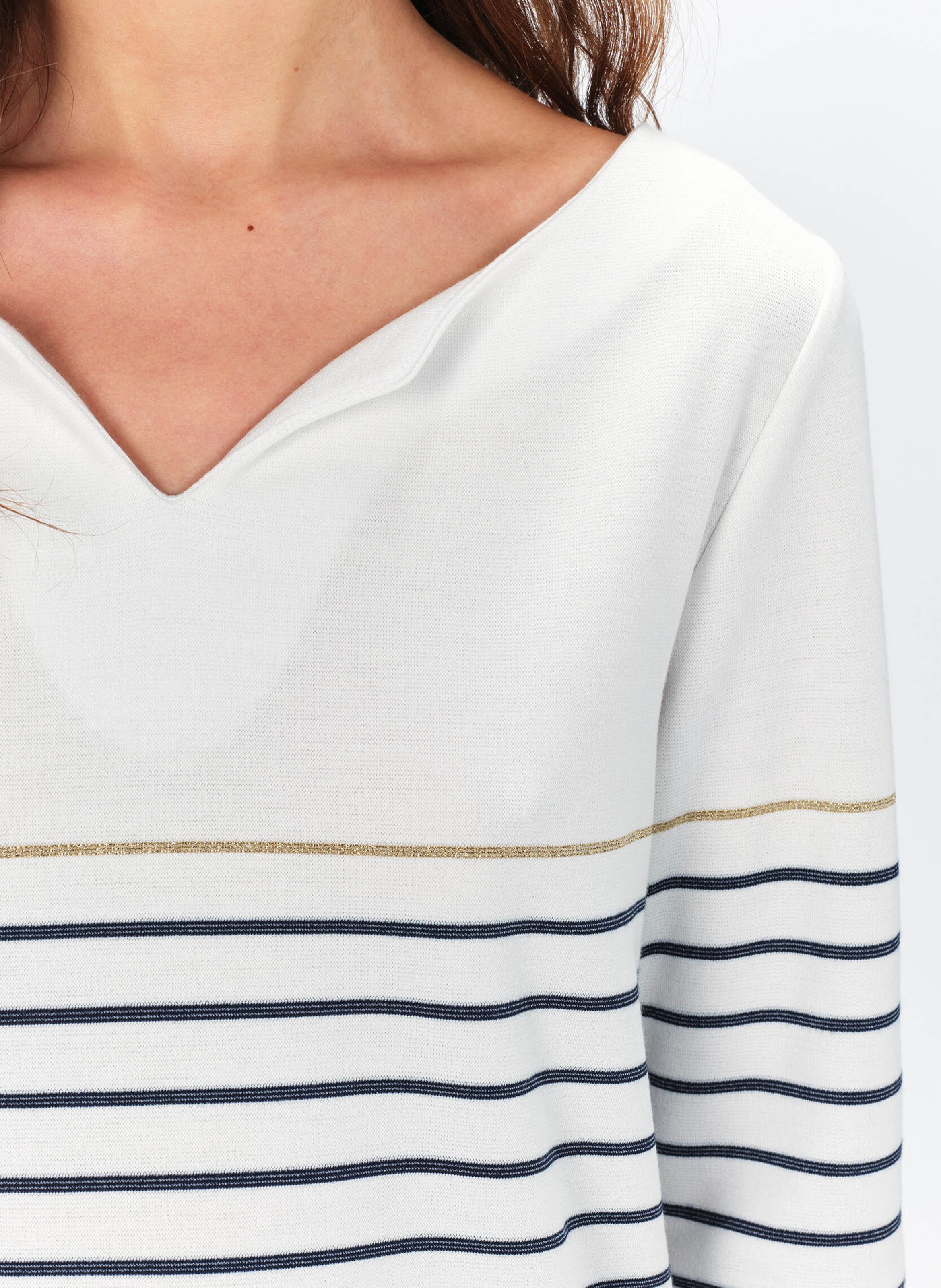 Straight T-shirt with henley collar Beige