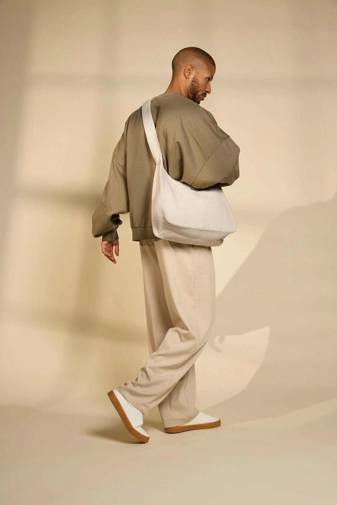 Claire hobo bag Beige