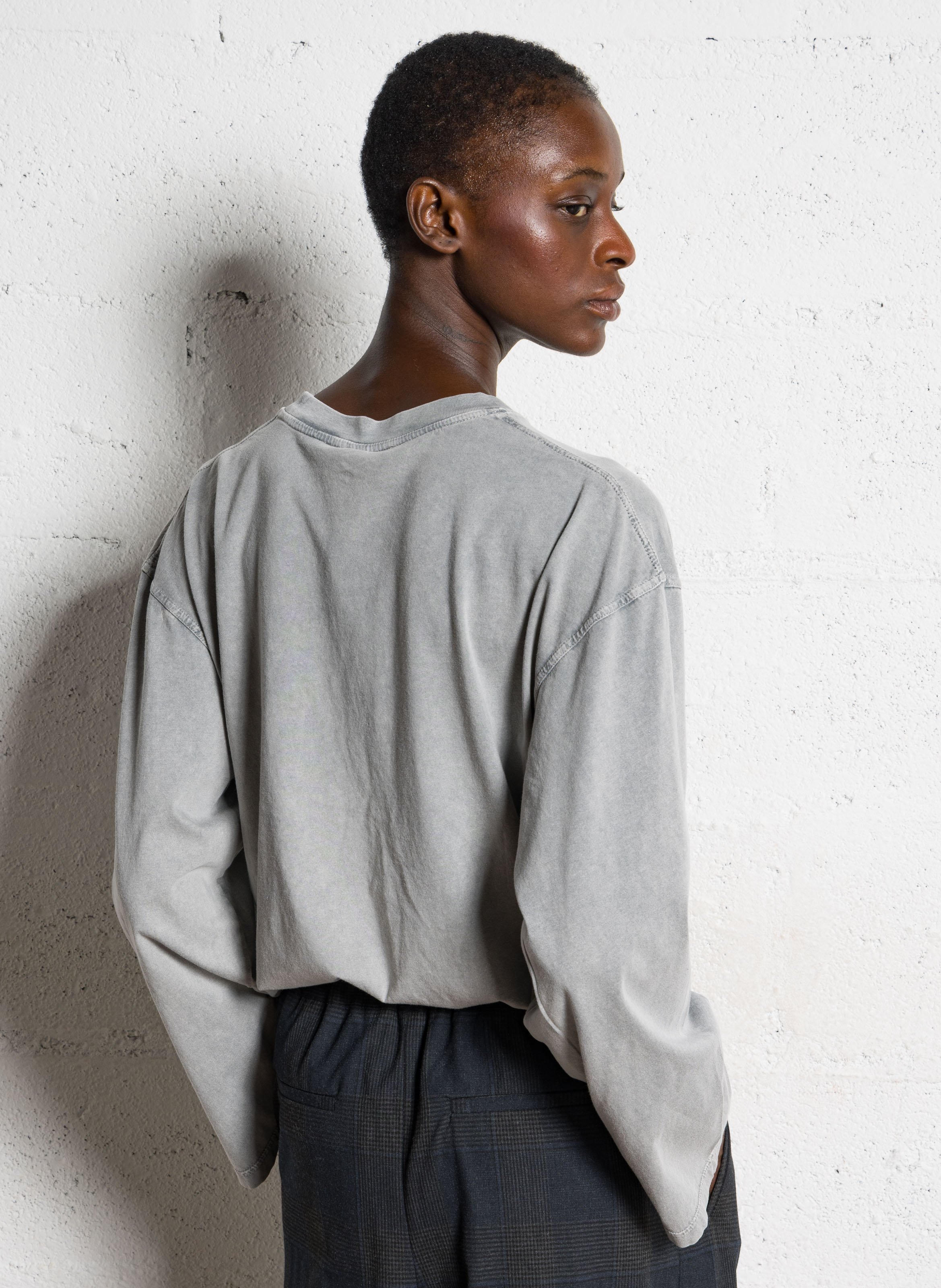 Ruimvallend, katoenen T-shirt met ronde hals en borduursel BELLEROSE Grijs