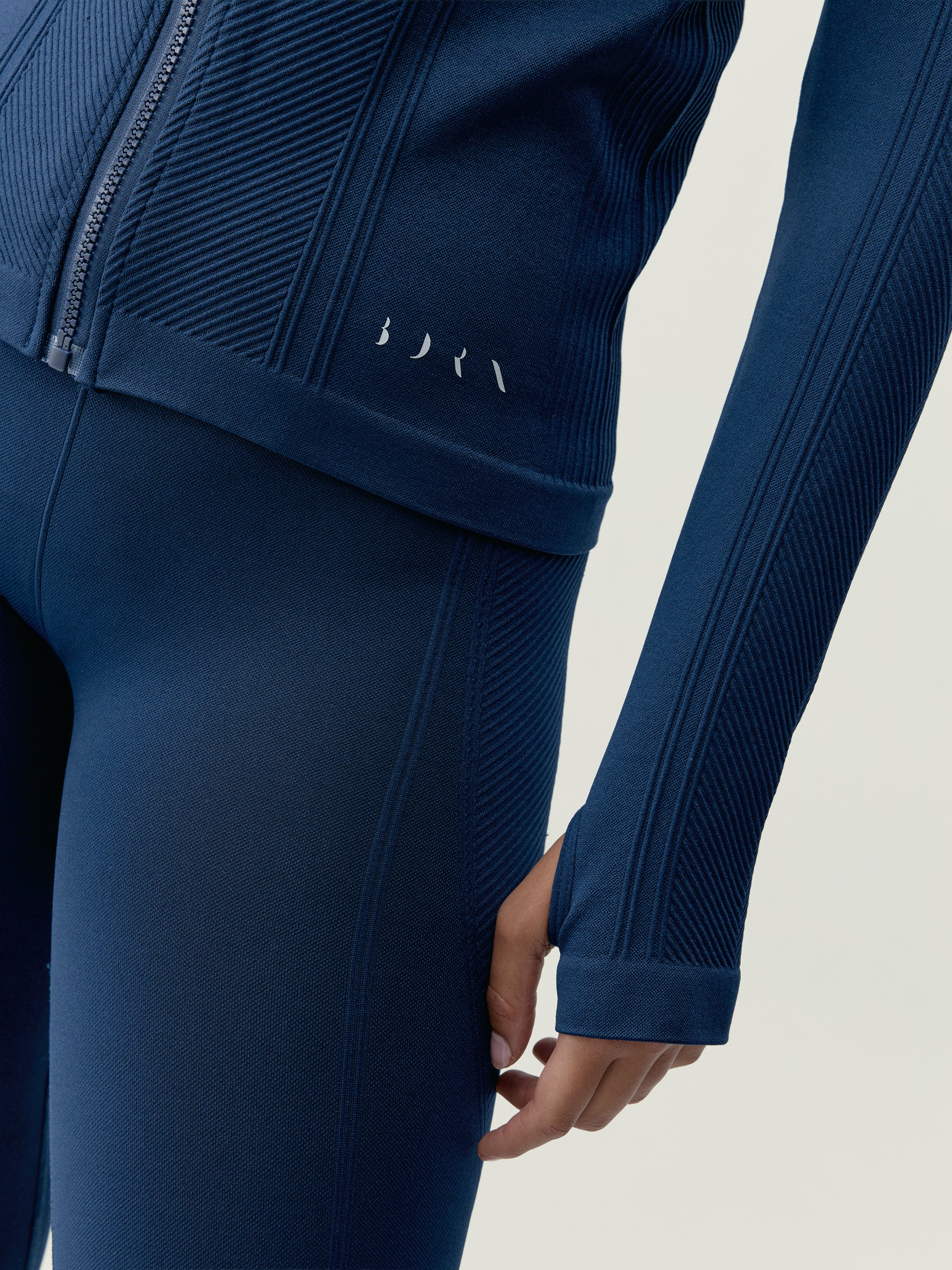 Seamless outer jacket BORN Blue