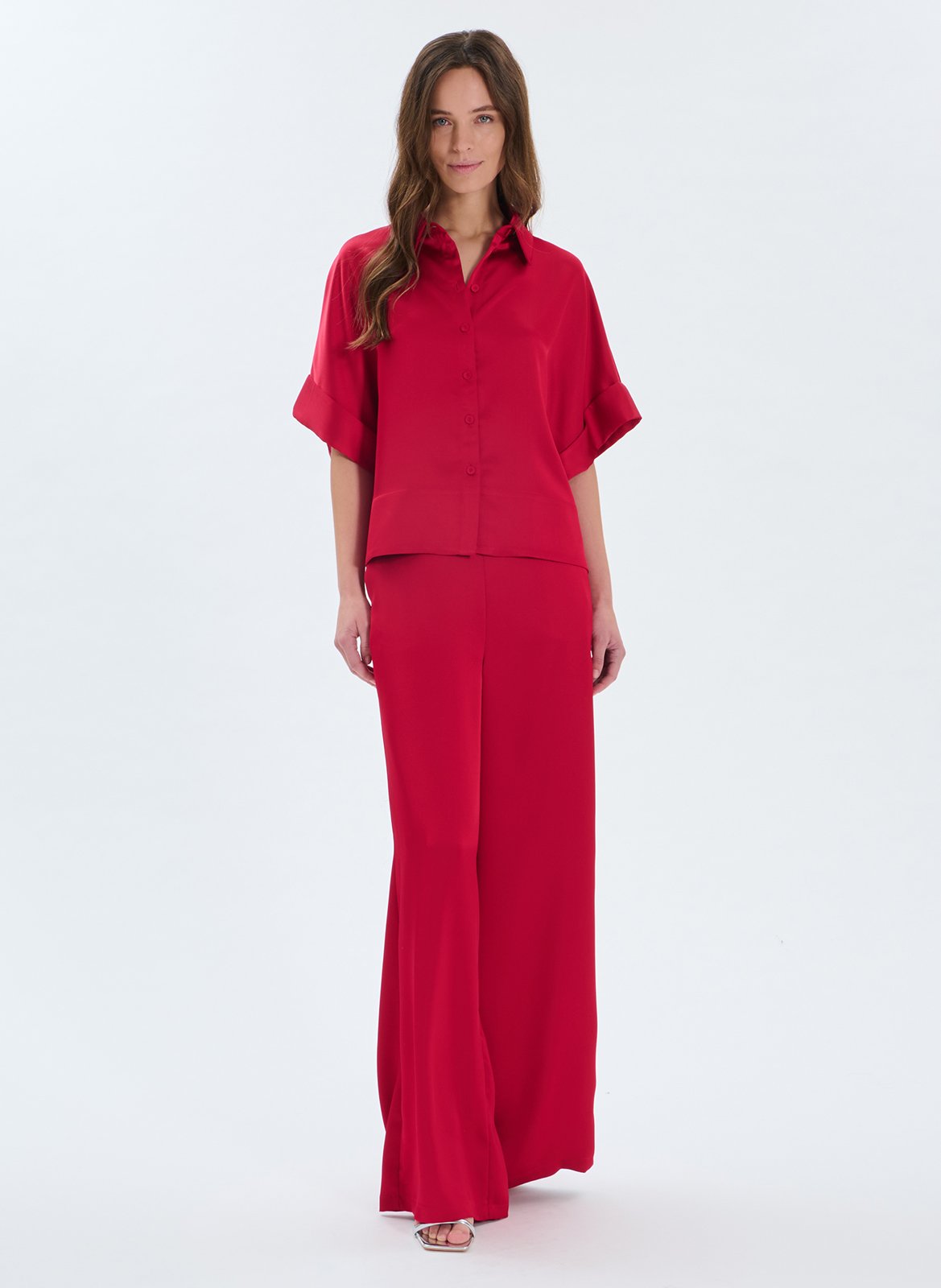 Oversize-Bluse mit klassischem Kragen Rot