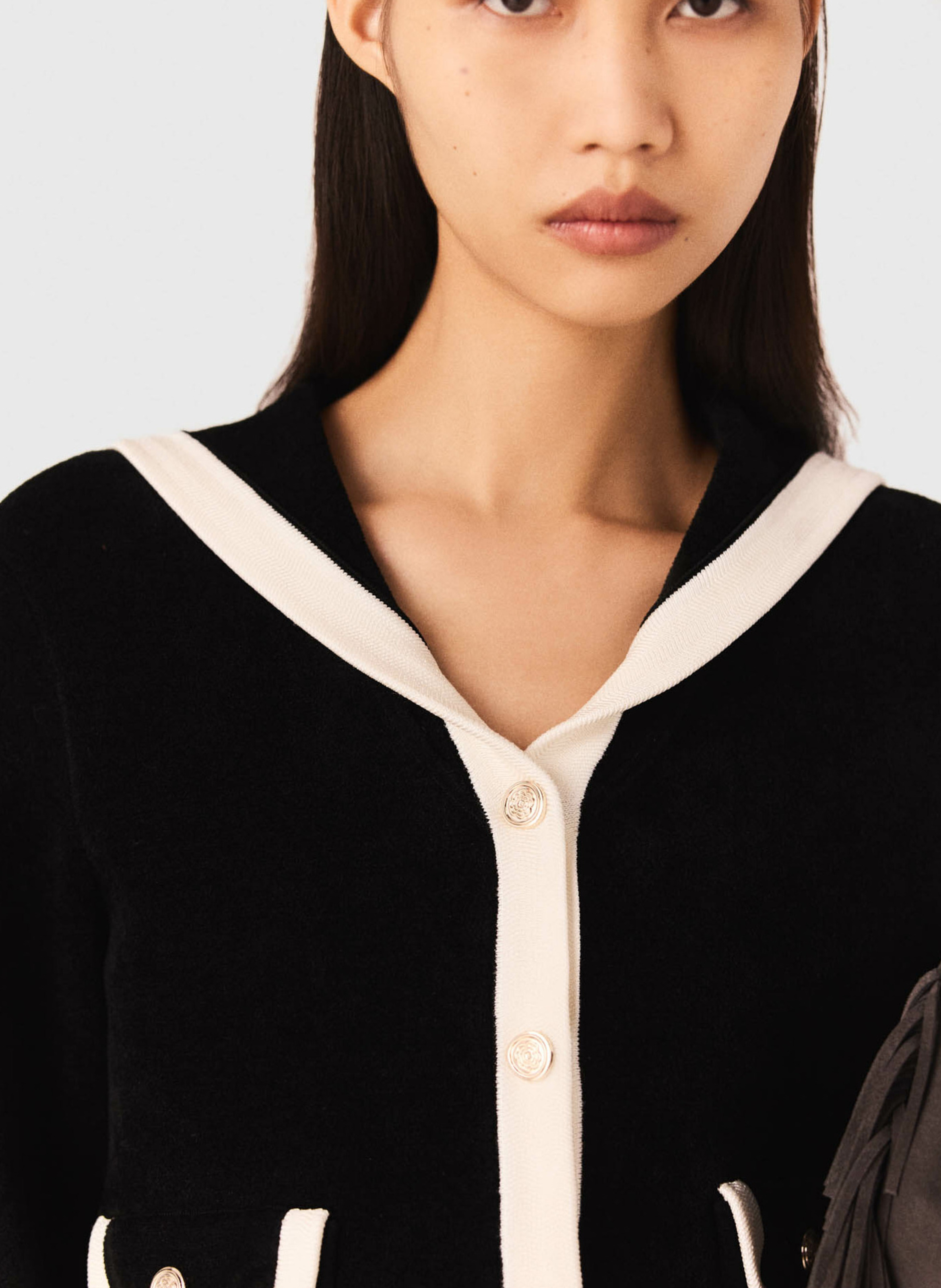 Gilet col v  MAJE Noir