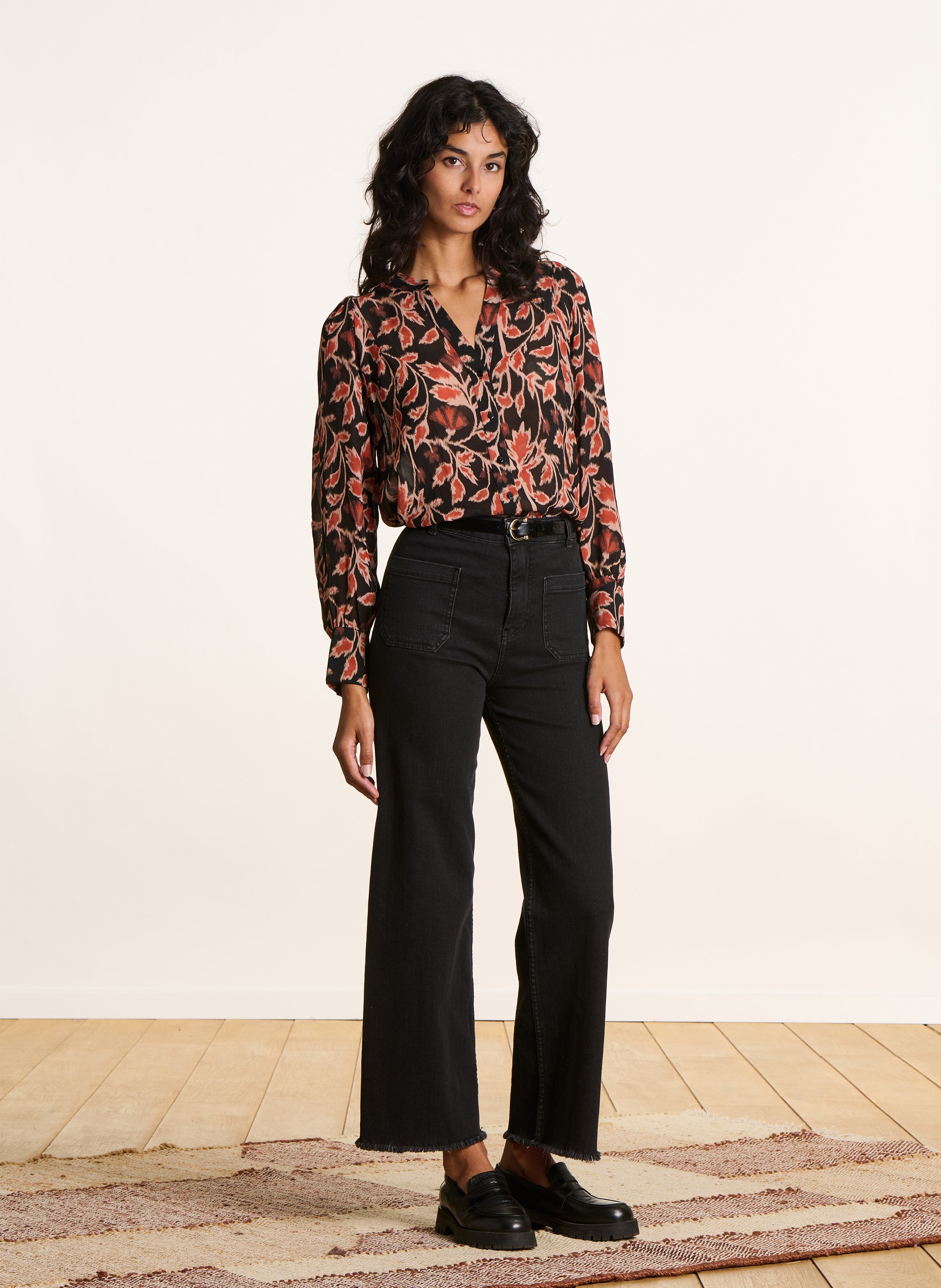 Bedruckte Bluse mit Henley-Ausschnitt LA FEE MARABOUTEE Mehrfarbig