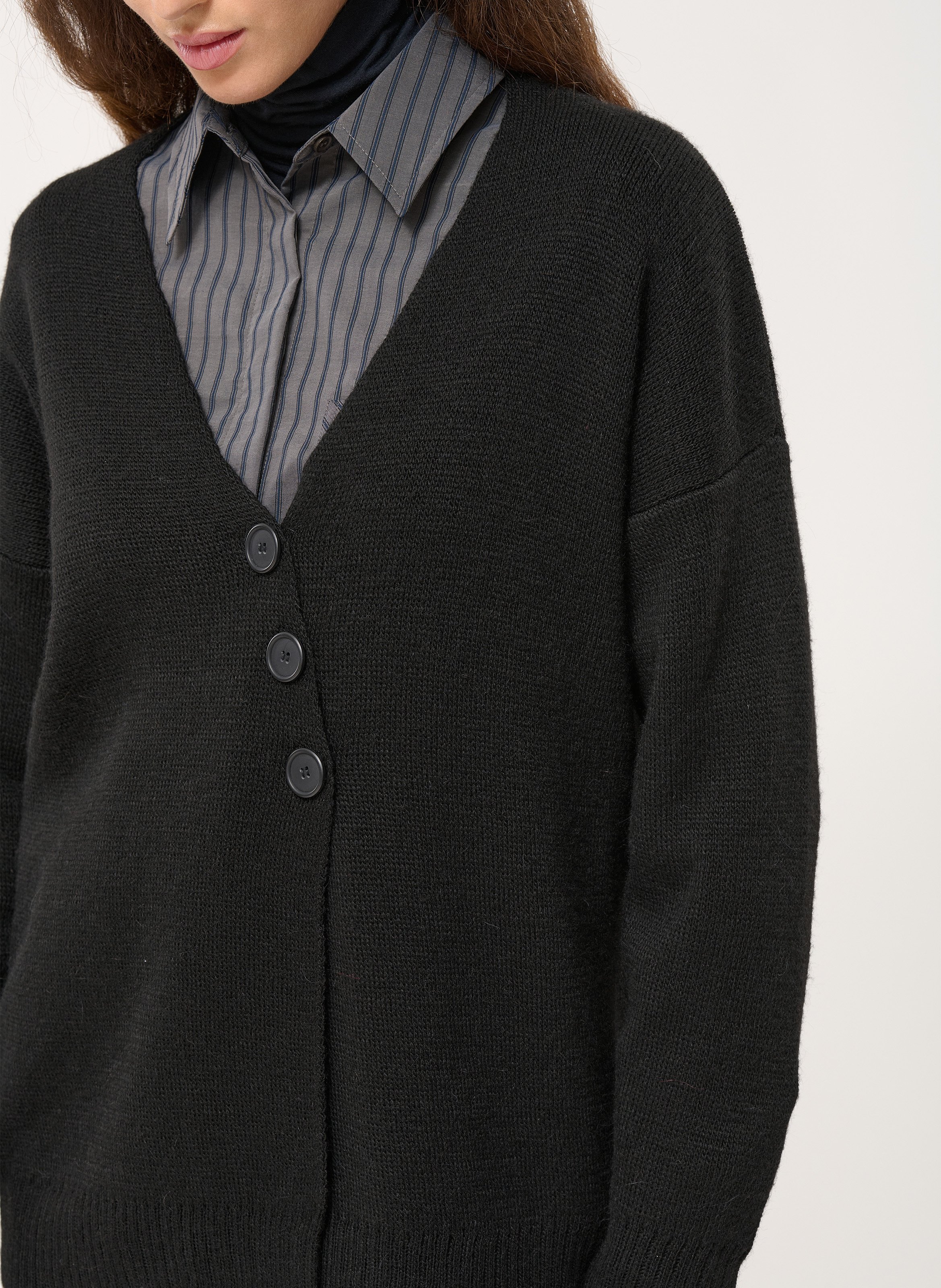 Gilet oversize col V en maille HUMILITY Noir