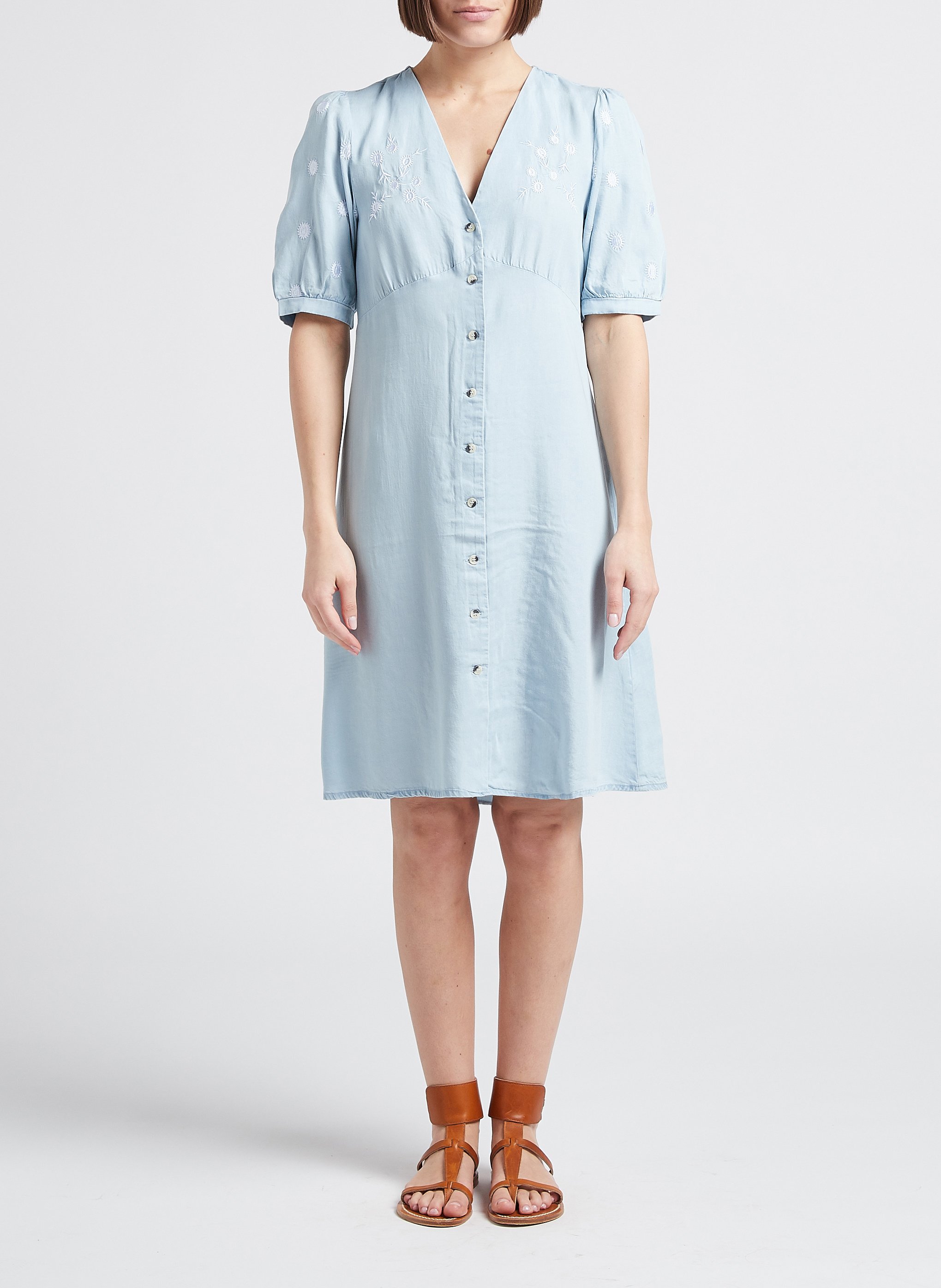 Short V-neck dress with embroidered pattern PIECES Blue