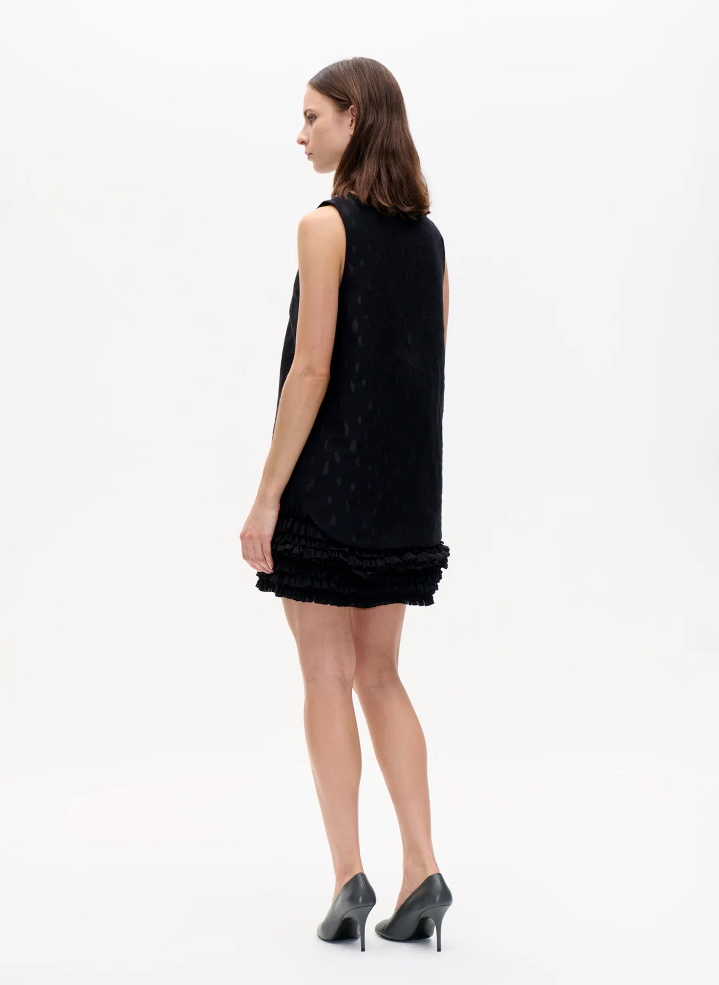 Sleeveless short jacquard dress BAUM UND PFERDGARTEN Black