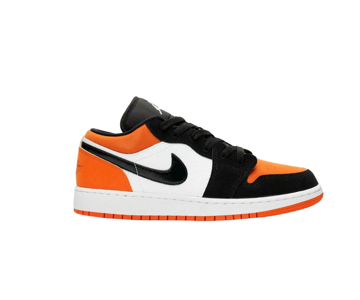 Low-top sneakers NIKE Orange