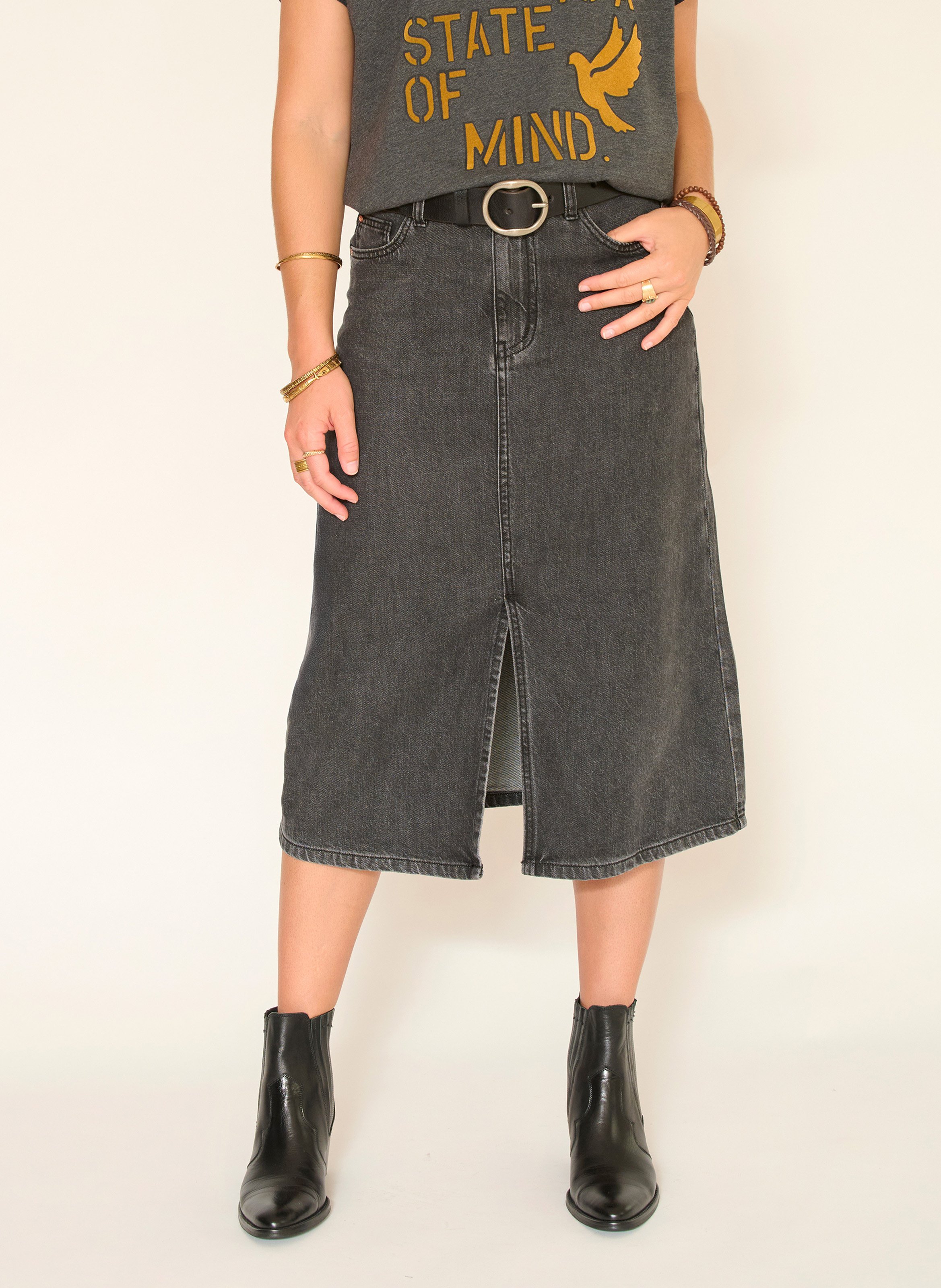Jupe midi en fendue en denim MKT Noir