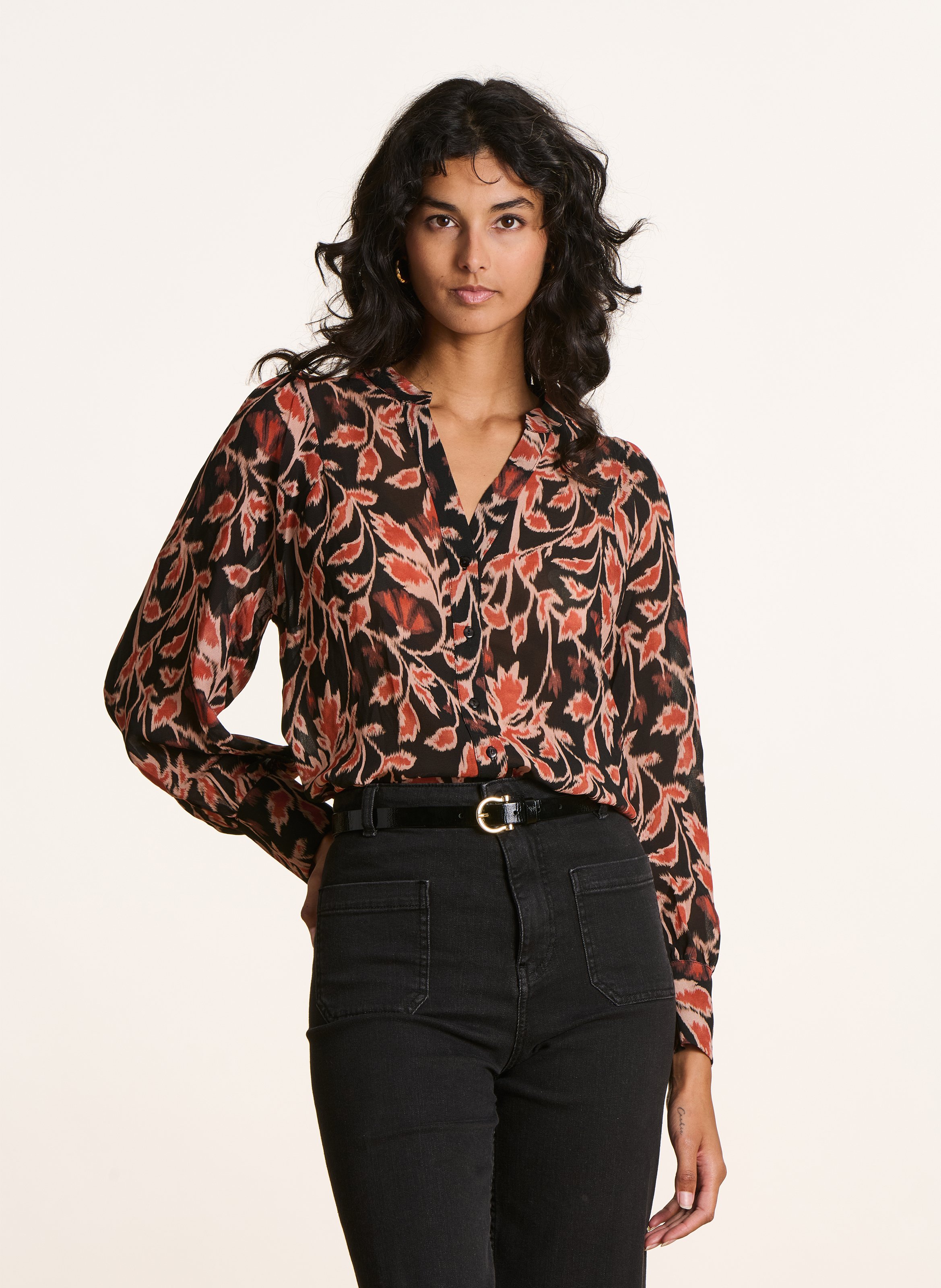 Bedruckte Bluse mit Henley-Ausschnitt LA FEE MARABOUTEE Mehrfarbig