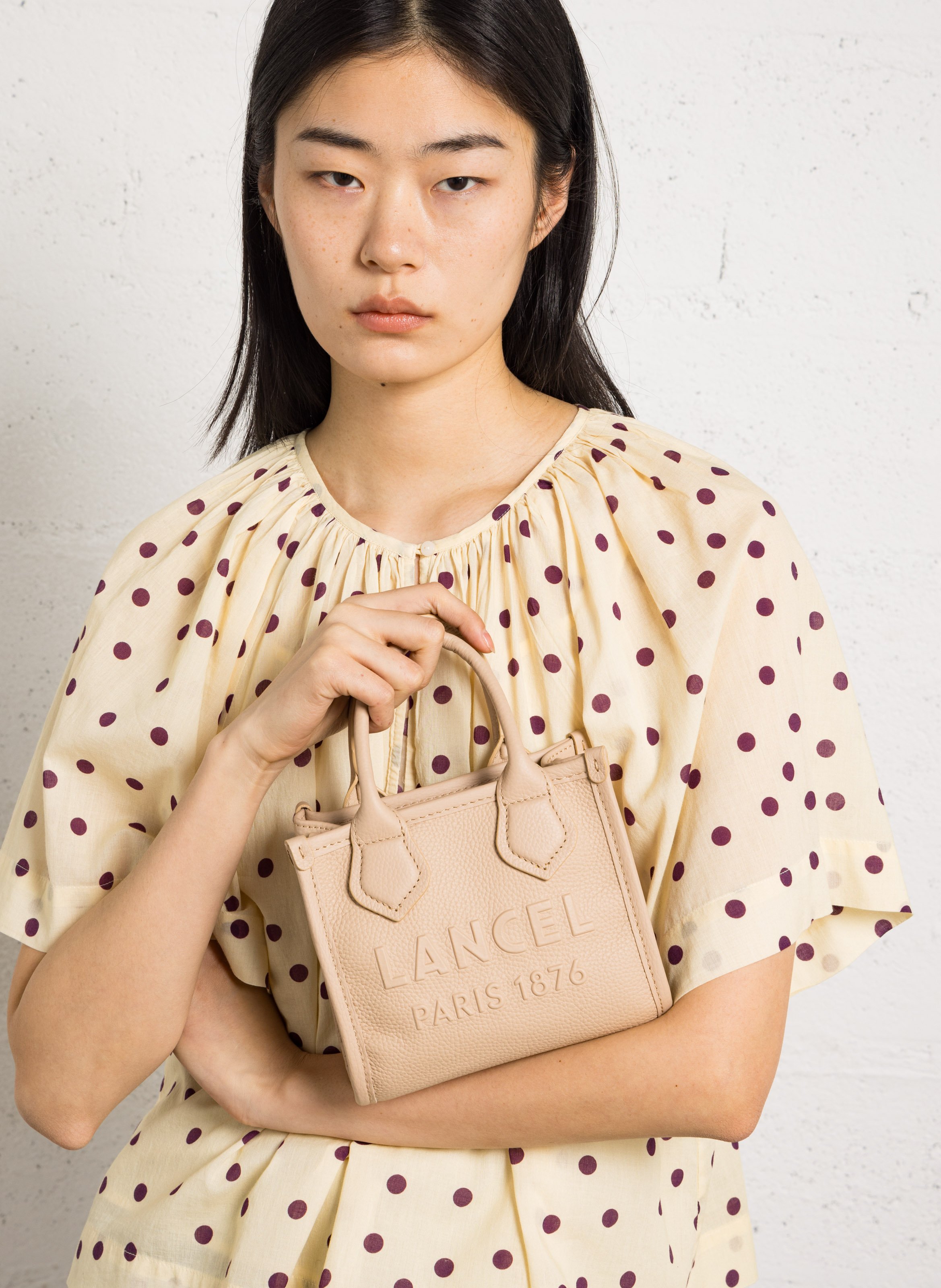 Sac bandoulière en cuir  LANCEL