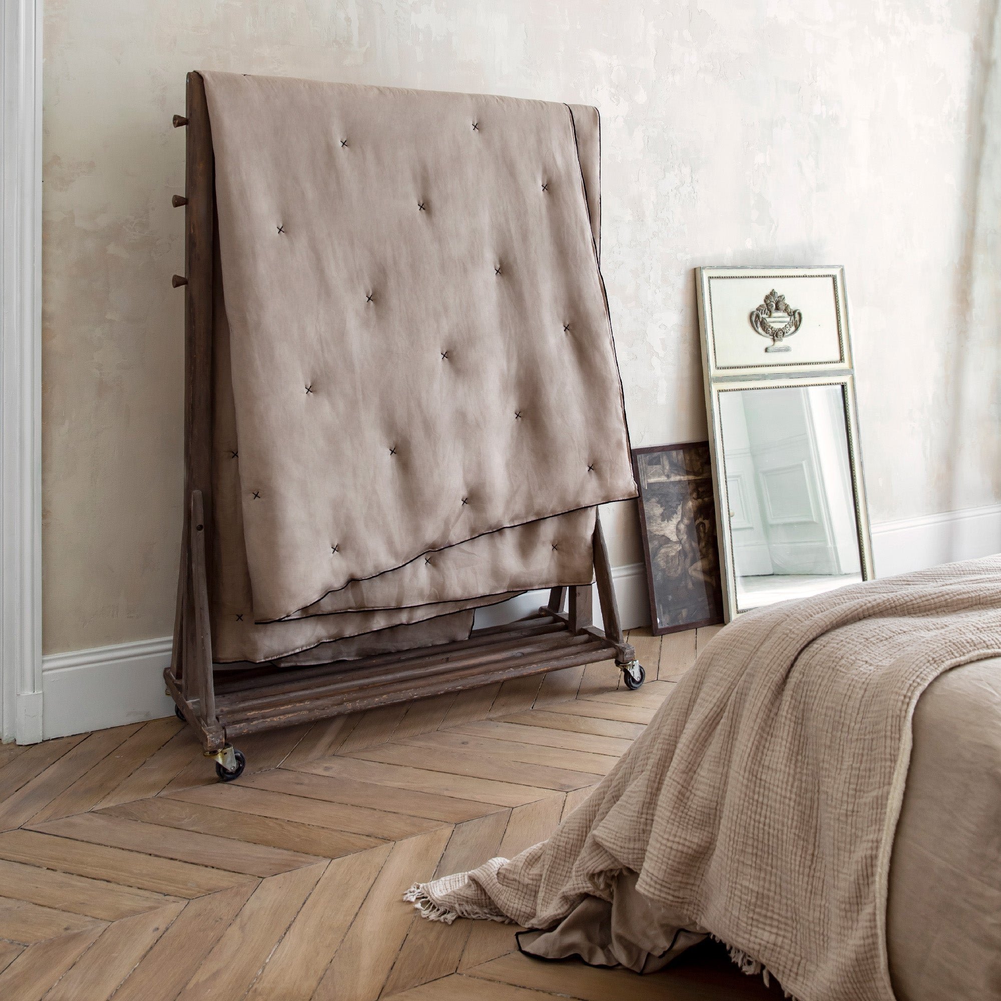 Quilted bedspread MADURA Beige