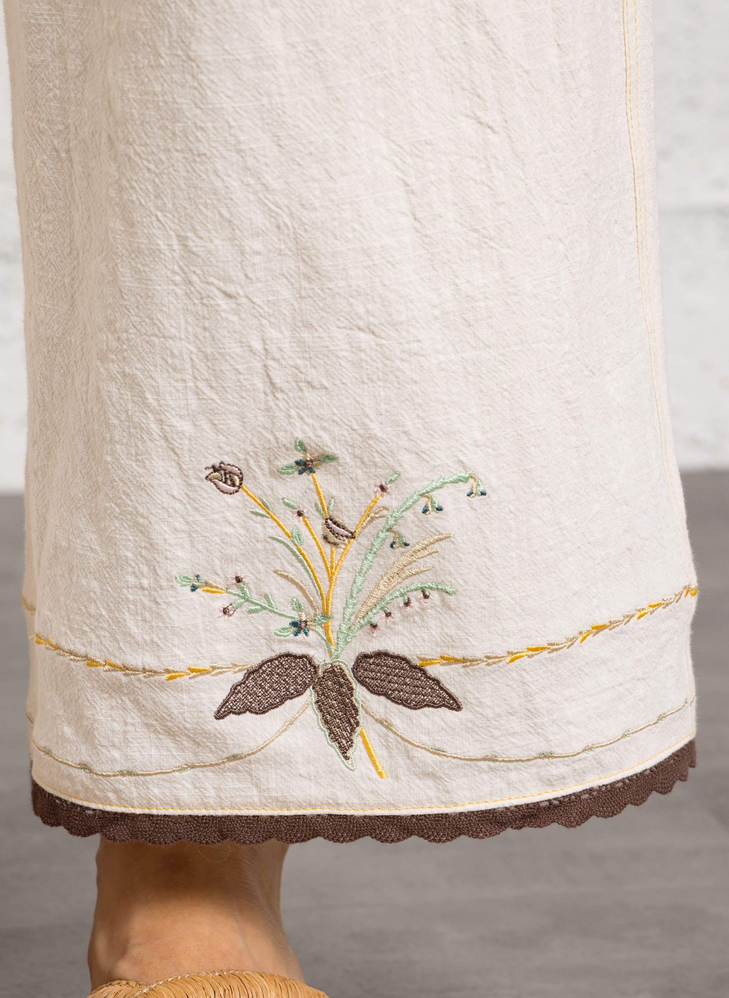 Wide Elastic Embroidered Pants HOD PARIS White