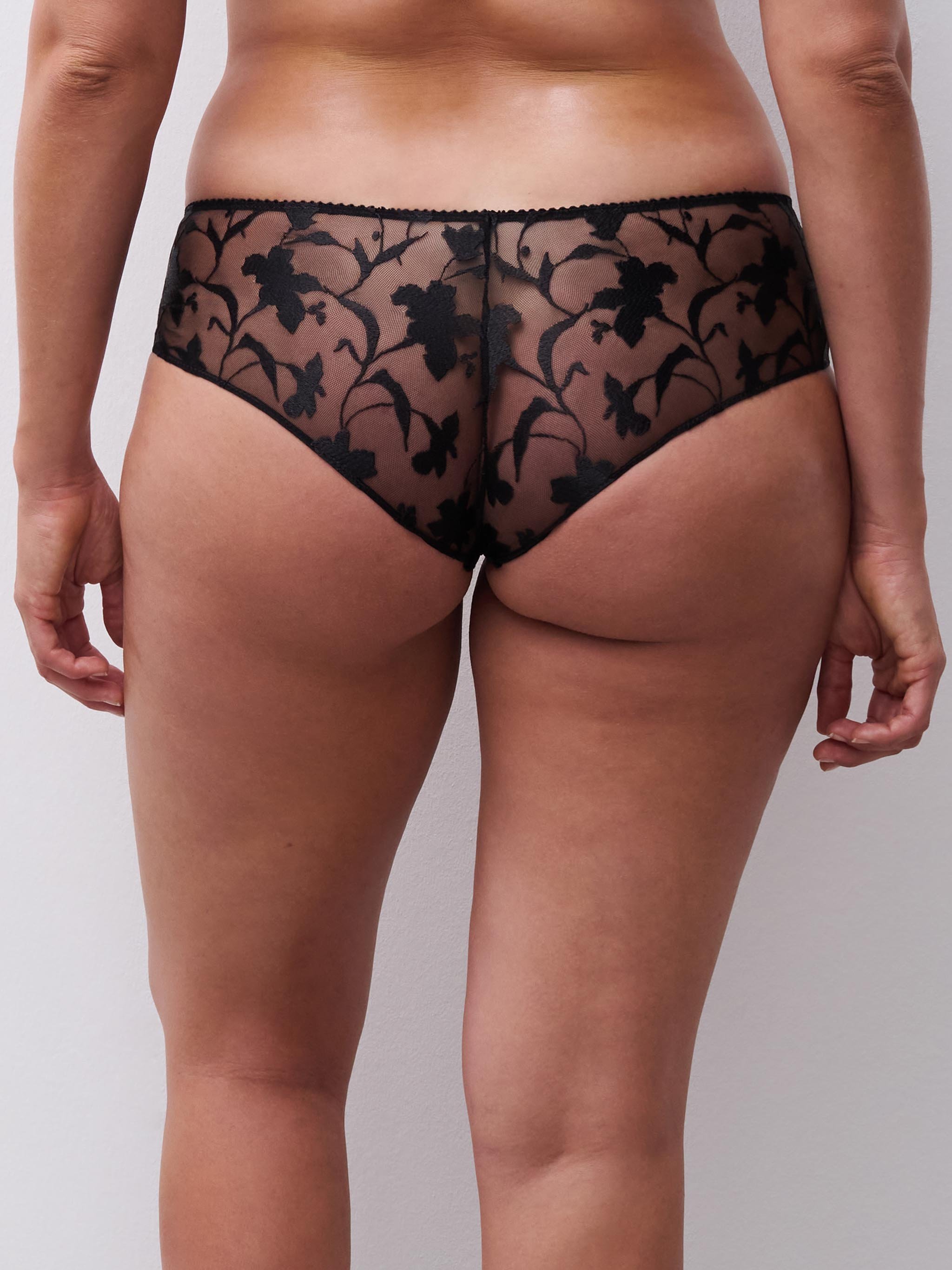 Shorty floral embroidery CHANTELLE Black