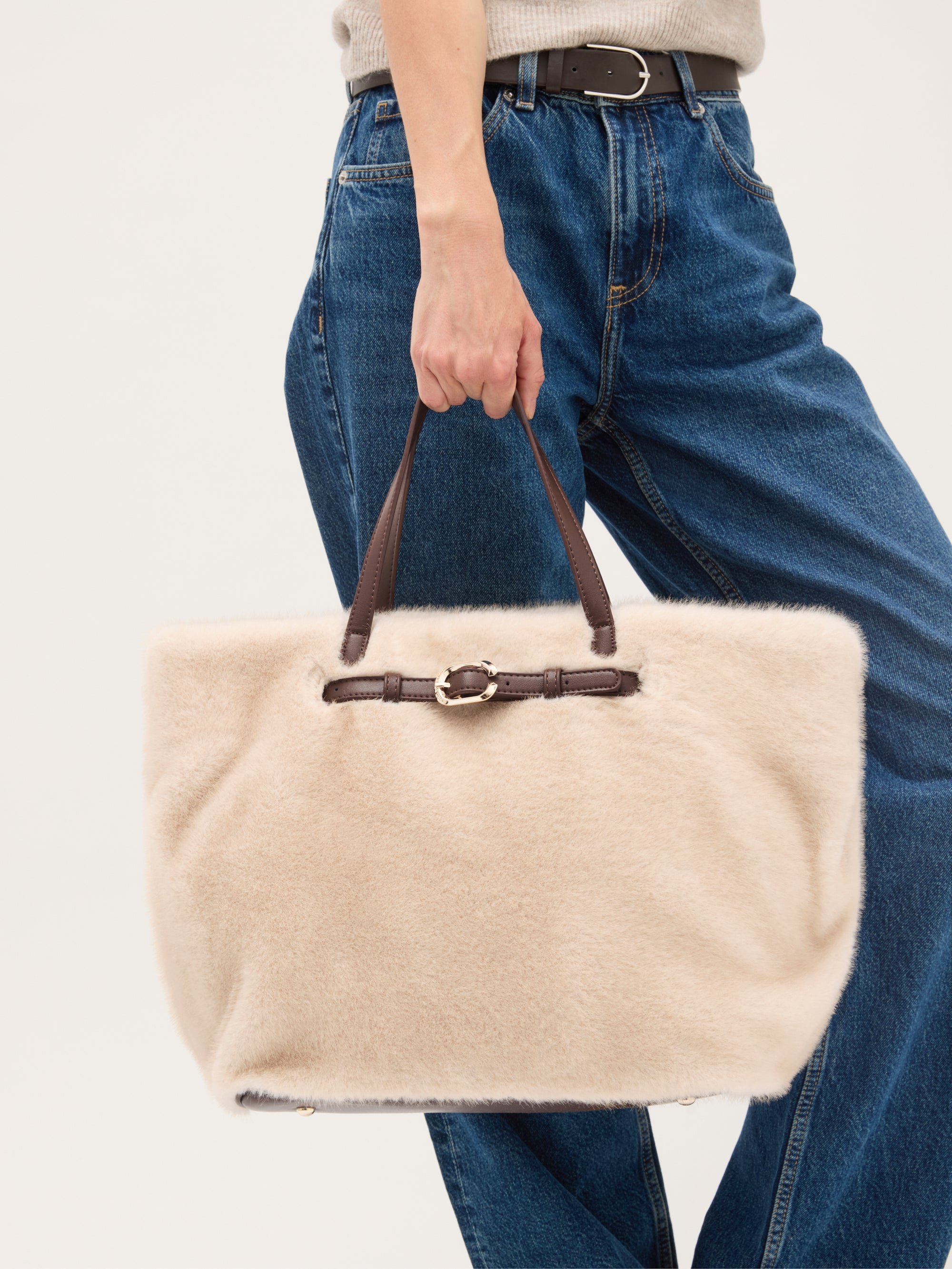 Oversized tote bag VANESSA WU Beige