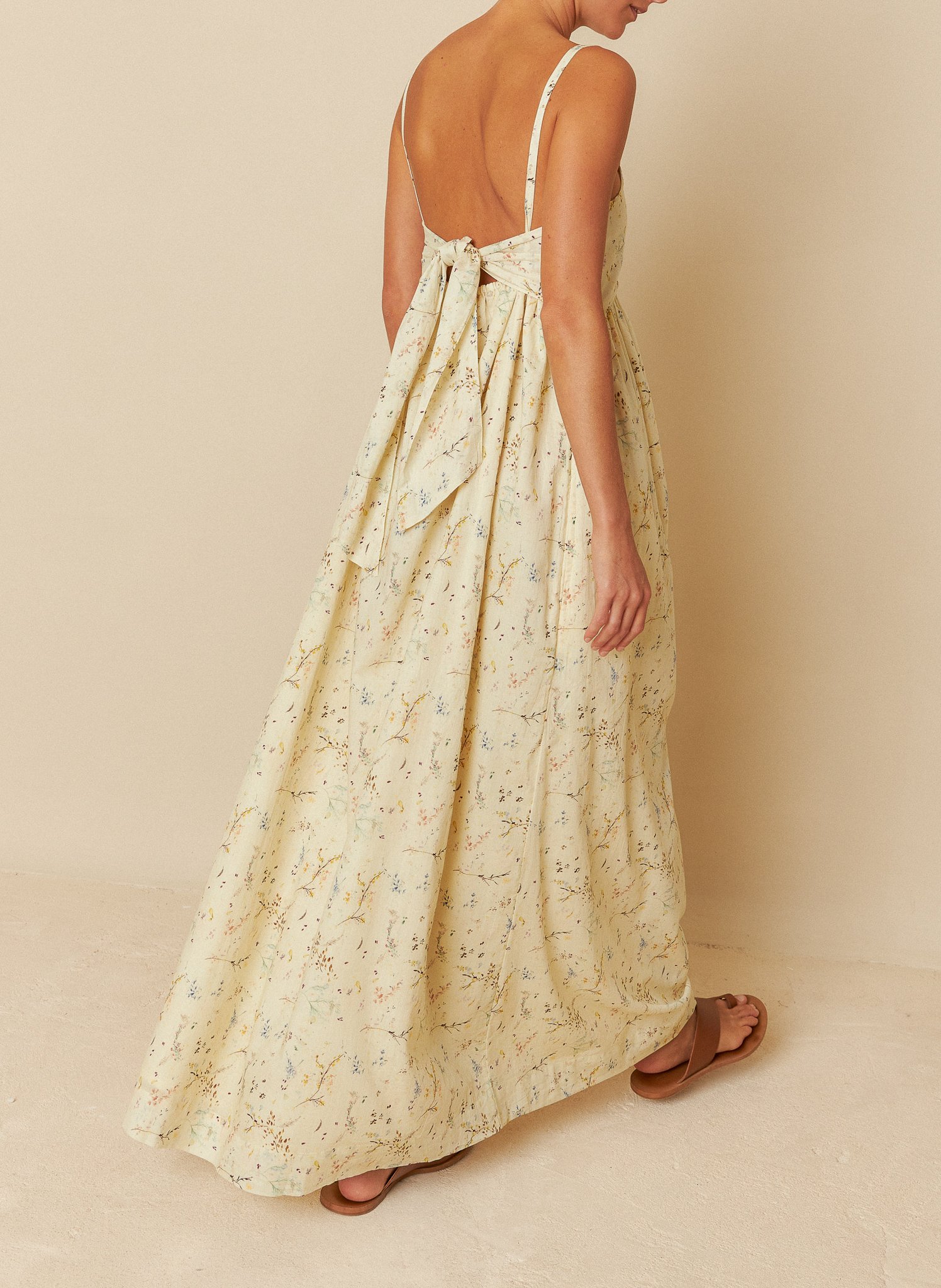 Loose-fitting long dress with classic printed collar INDI & COLD White